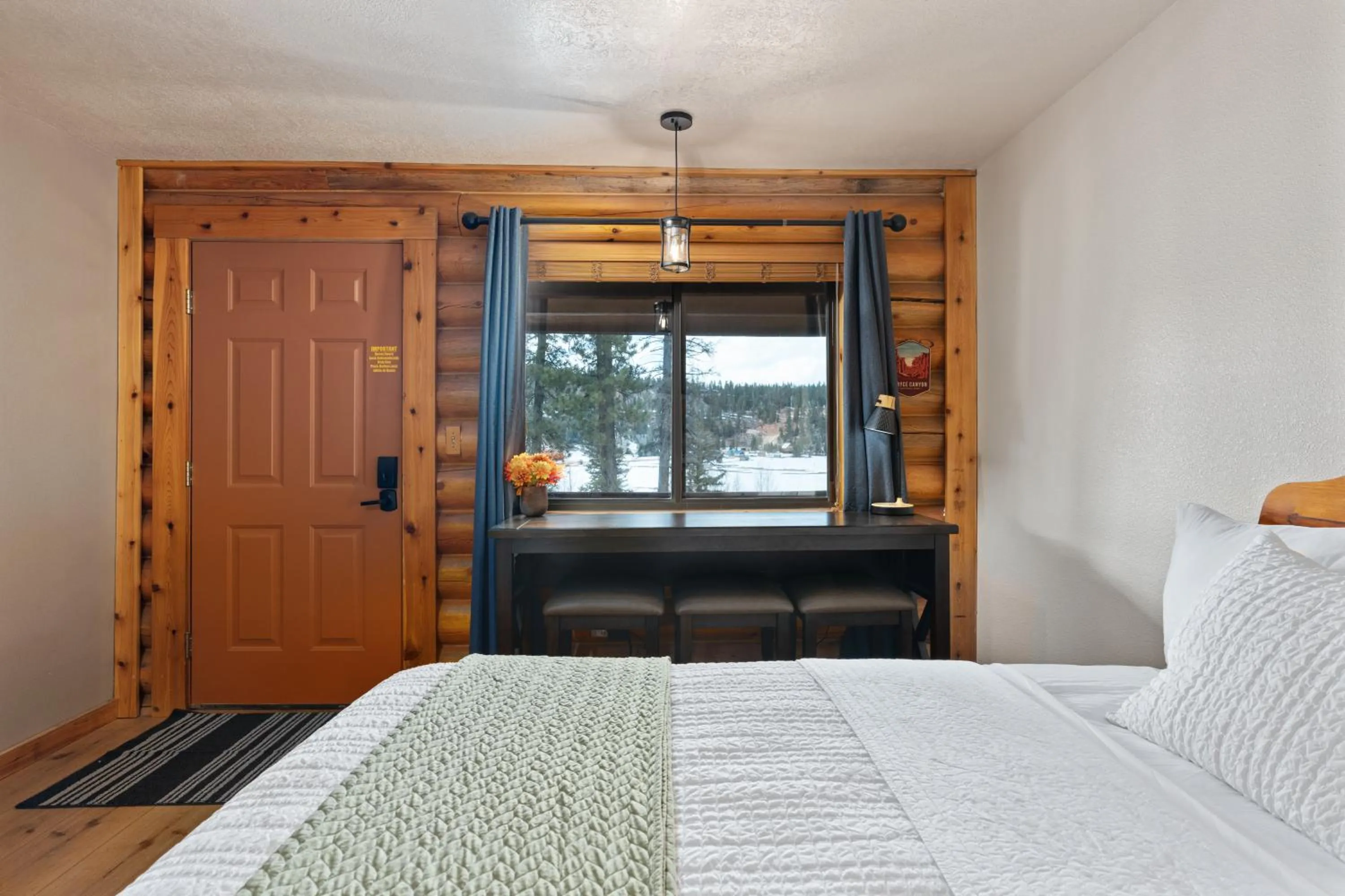 Bed in Duck Creek Village Inn