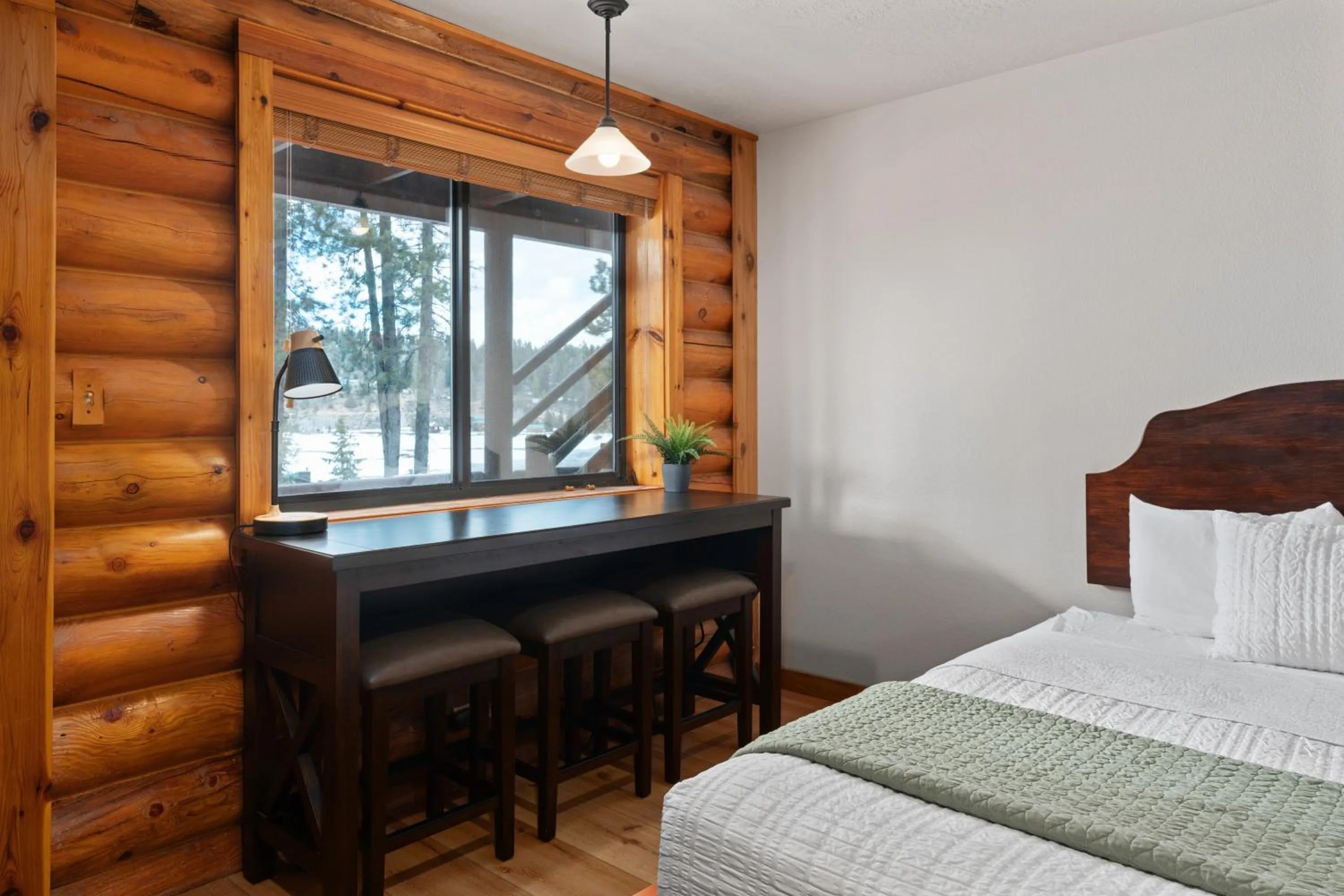 Bed in Duck Creek Village Inn