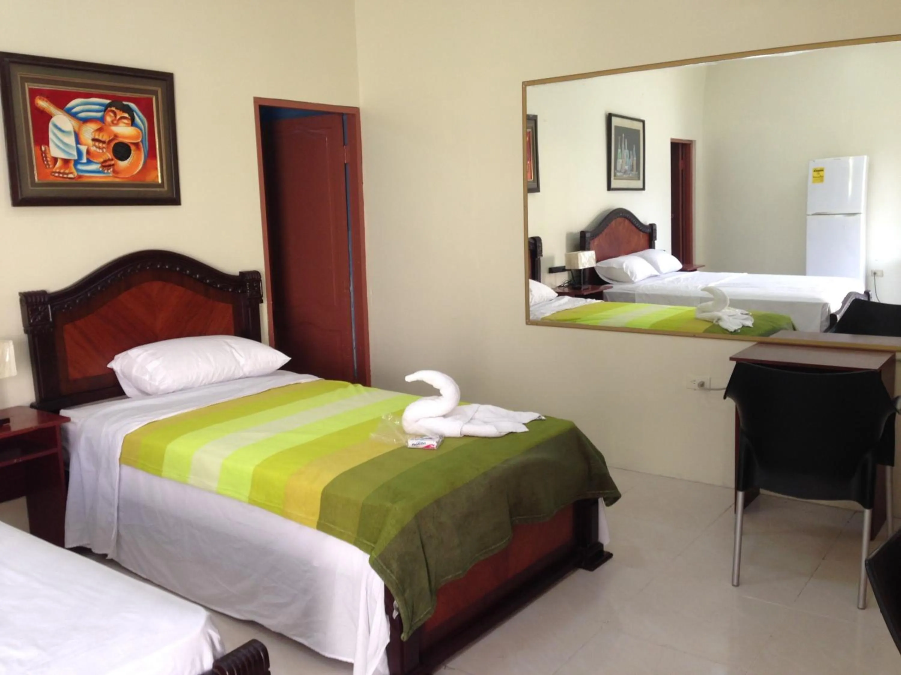 Photo of the whole room, Bed in Hotel MundialCity