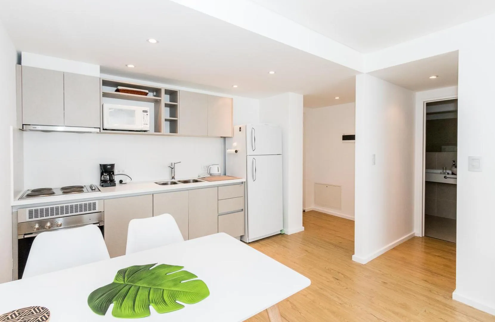 Kitchen or kitchenette in Pacifico Apartamentos