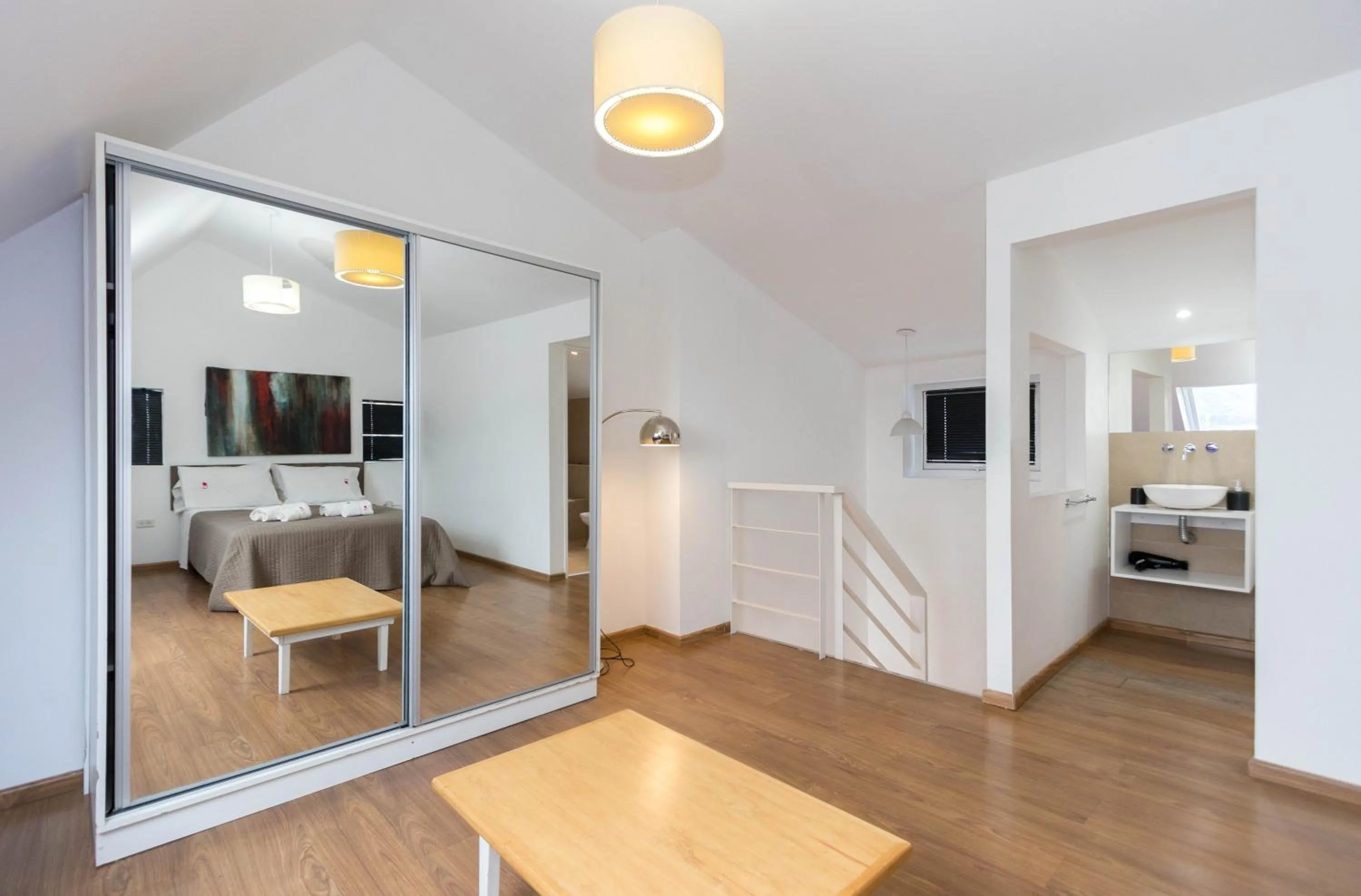 wardrobe in Pacifico Apartamentos