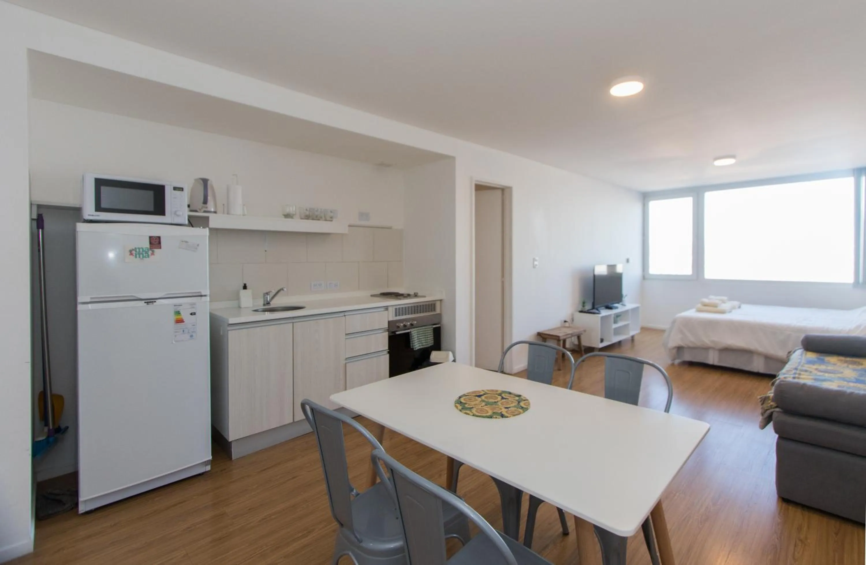 Kitchen or kitchenette in Pacifico Apartamentos