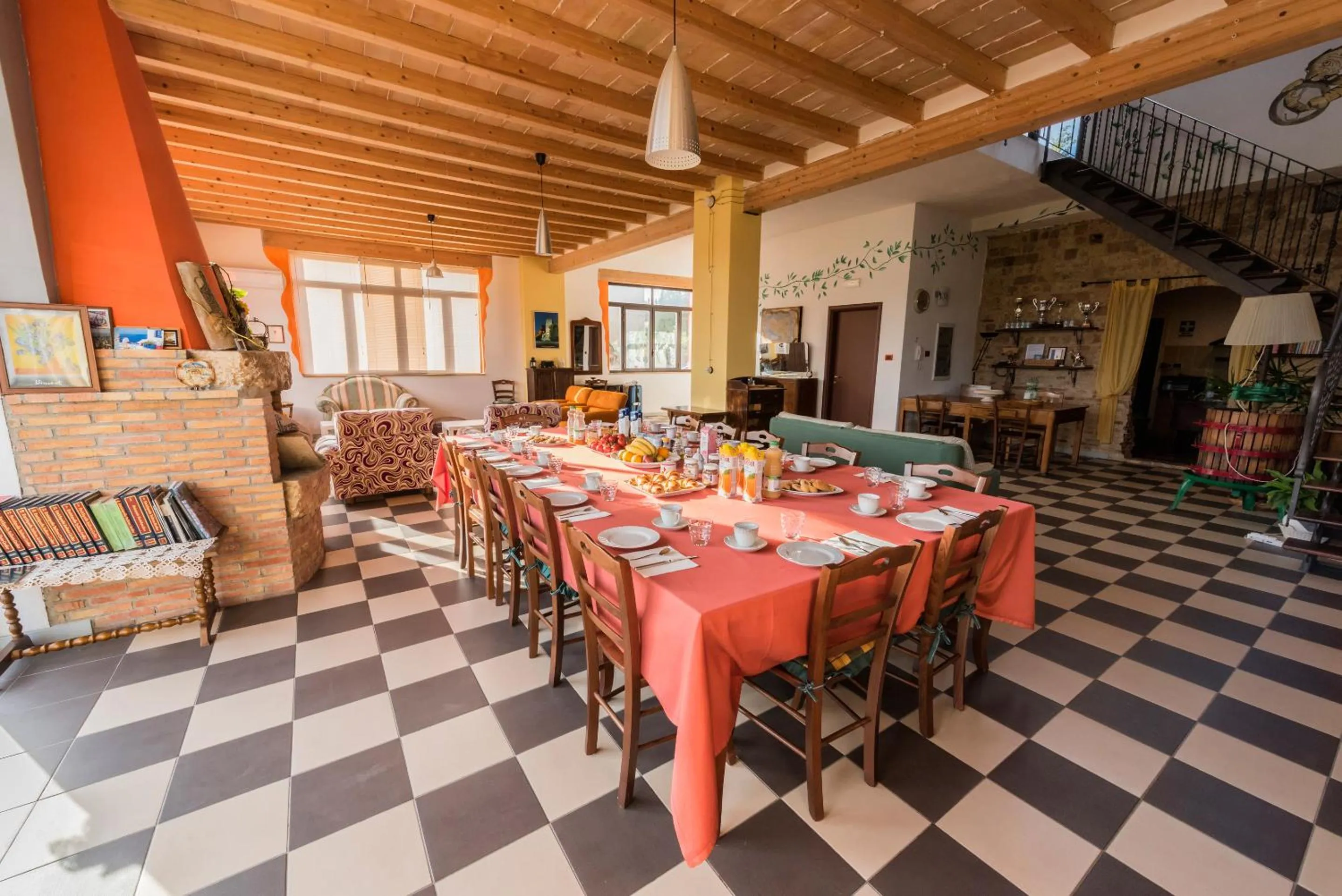 Restaurant/places to eat in La Casa Rossa Country House