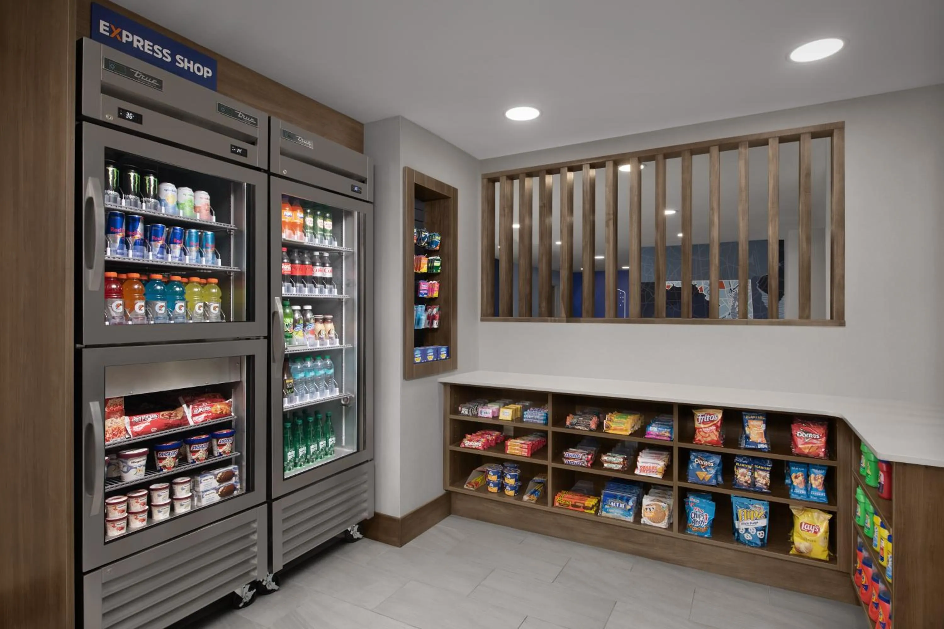 Food and drinks in Holiday Inn Express Baltimore - BWI Airport NE by IHG