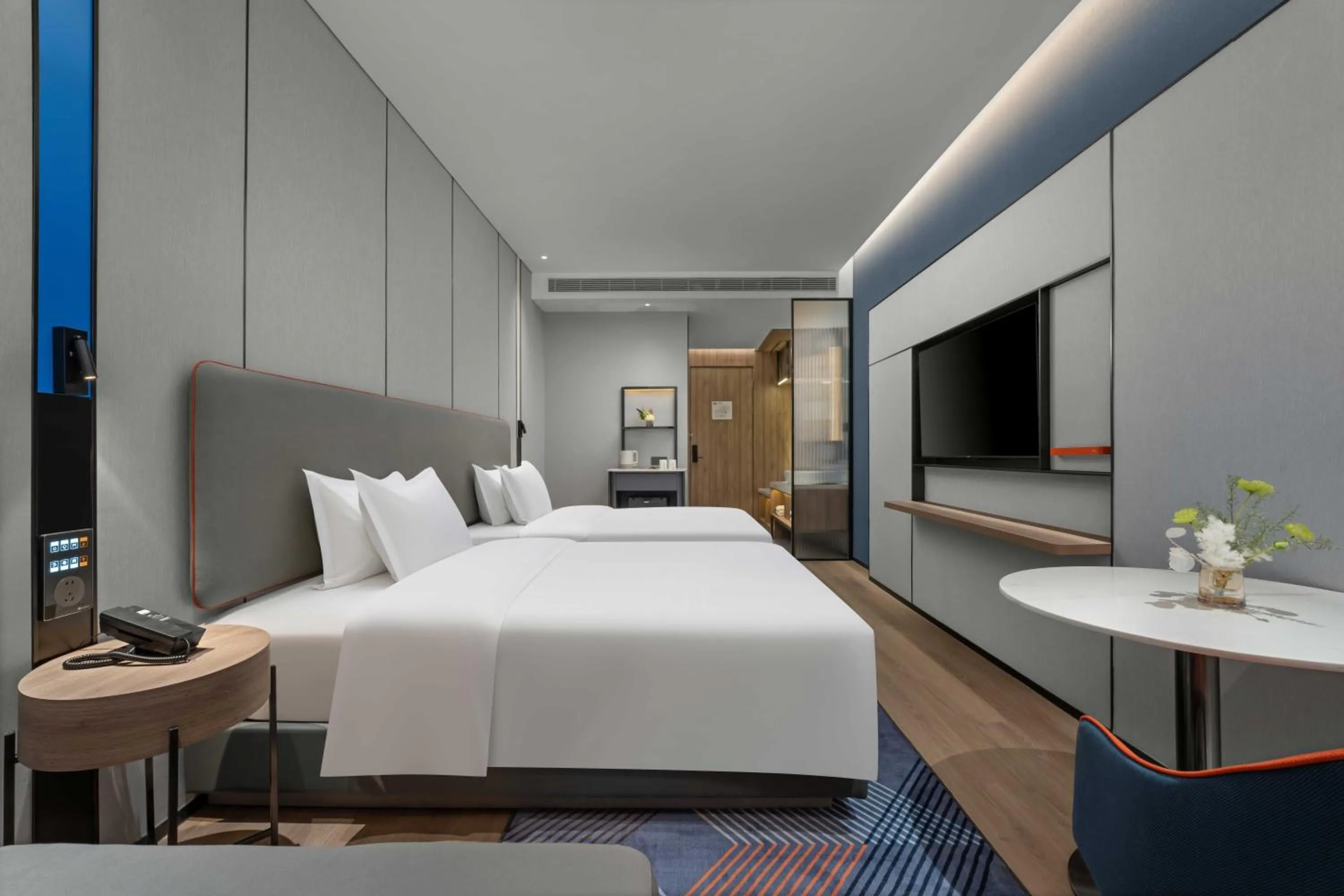 Bed in Holiday Inn Express Harbin Central Avenue by IHG