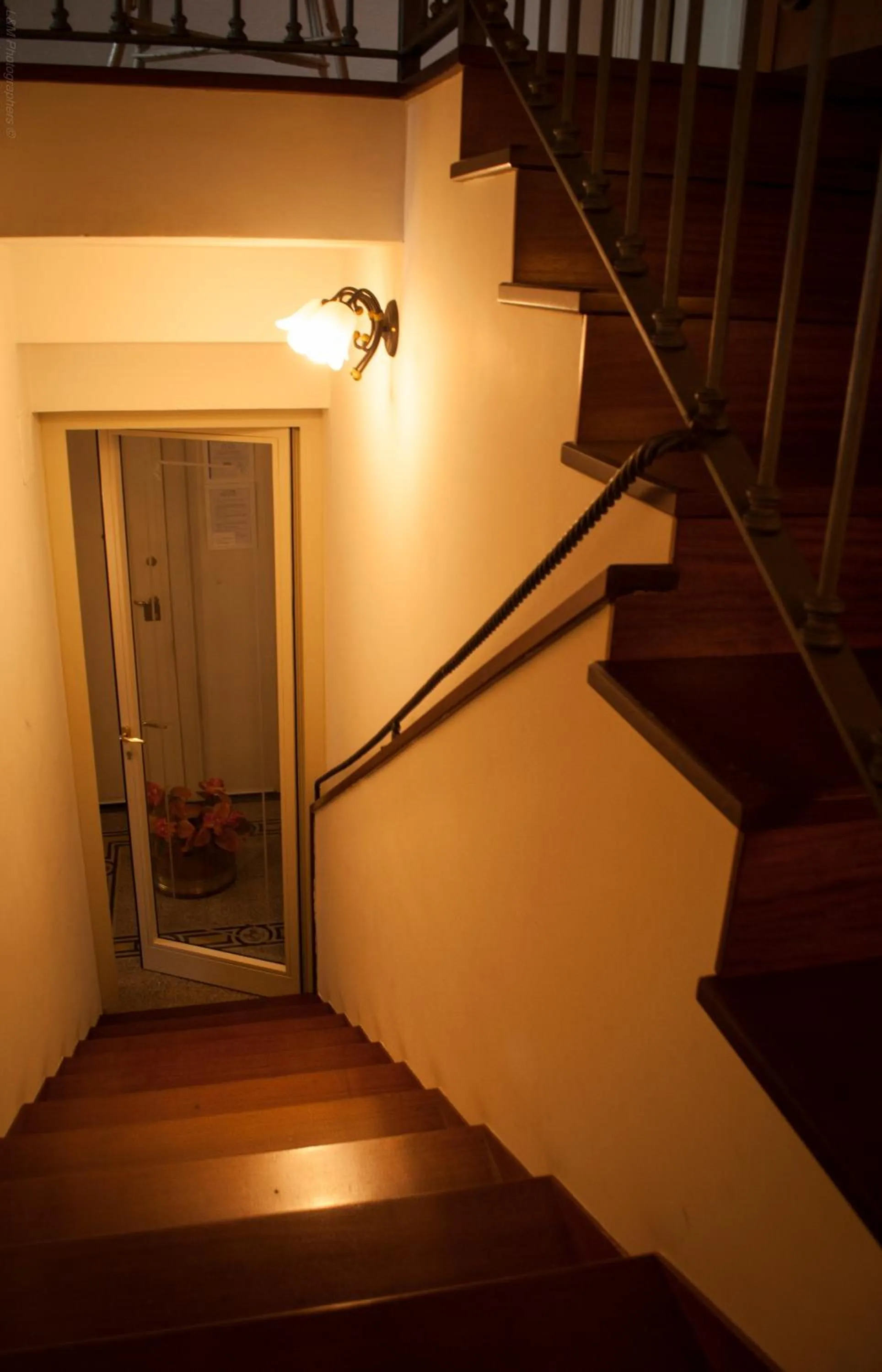 Decorative detail in L'Incanto