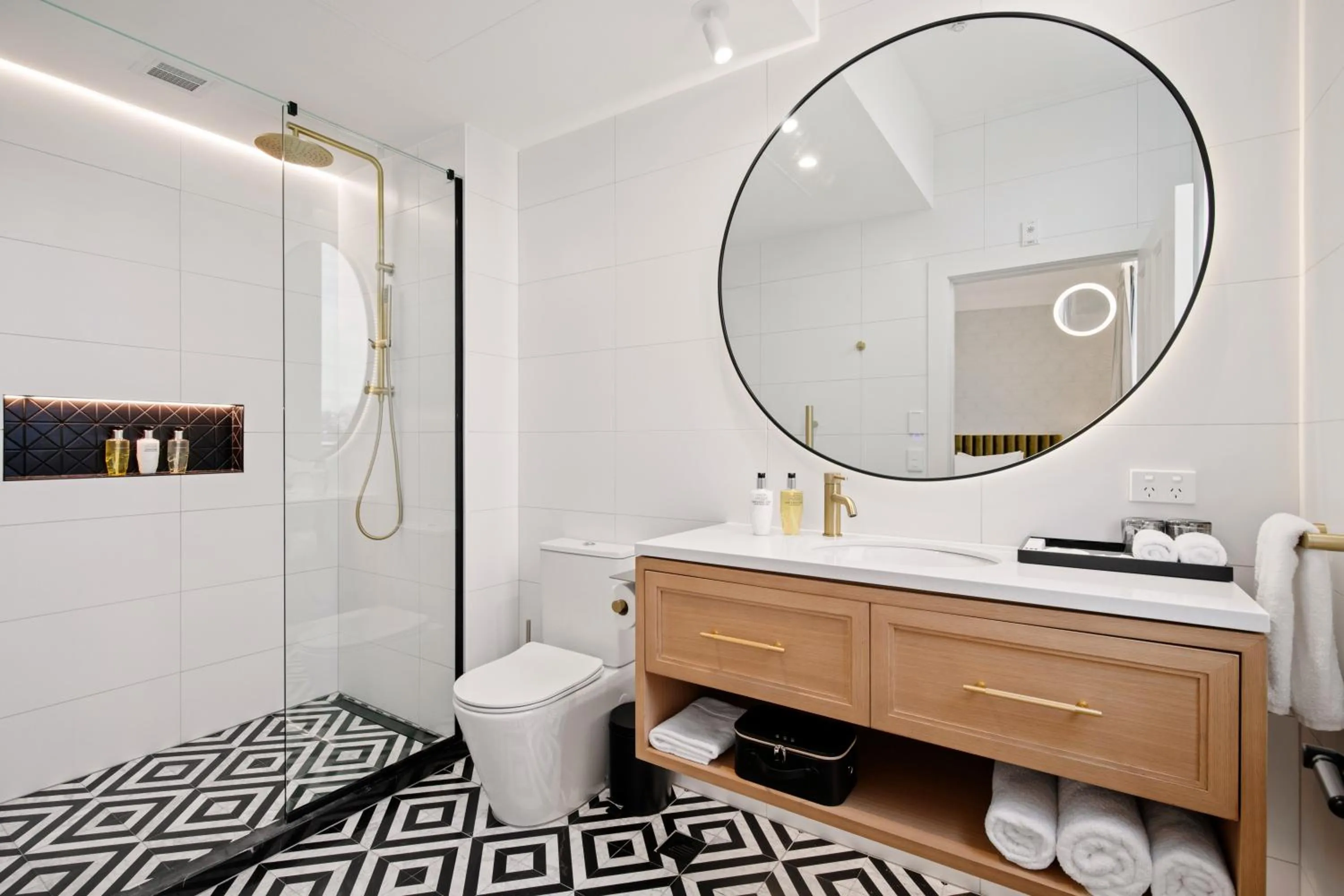 Shower in The Clements Hotel