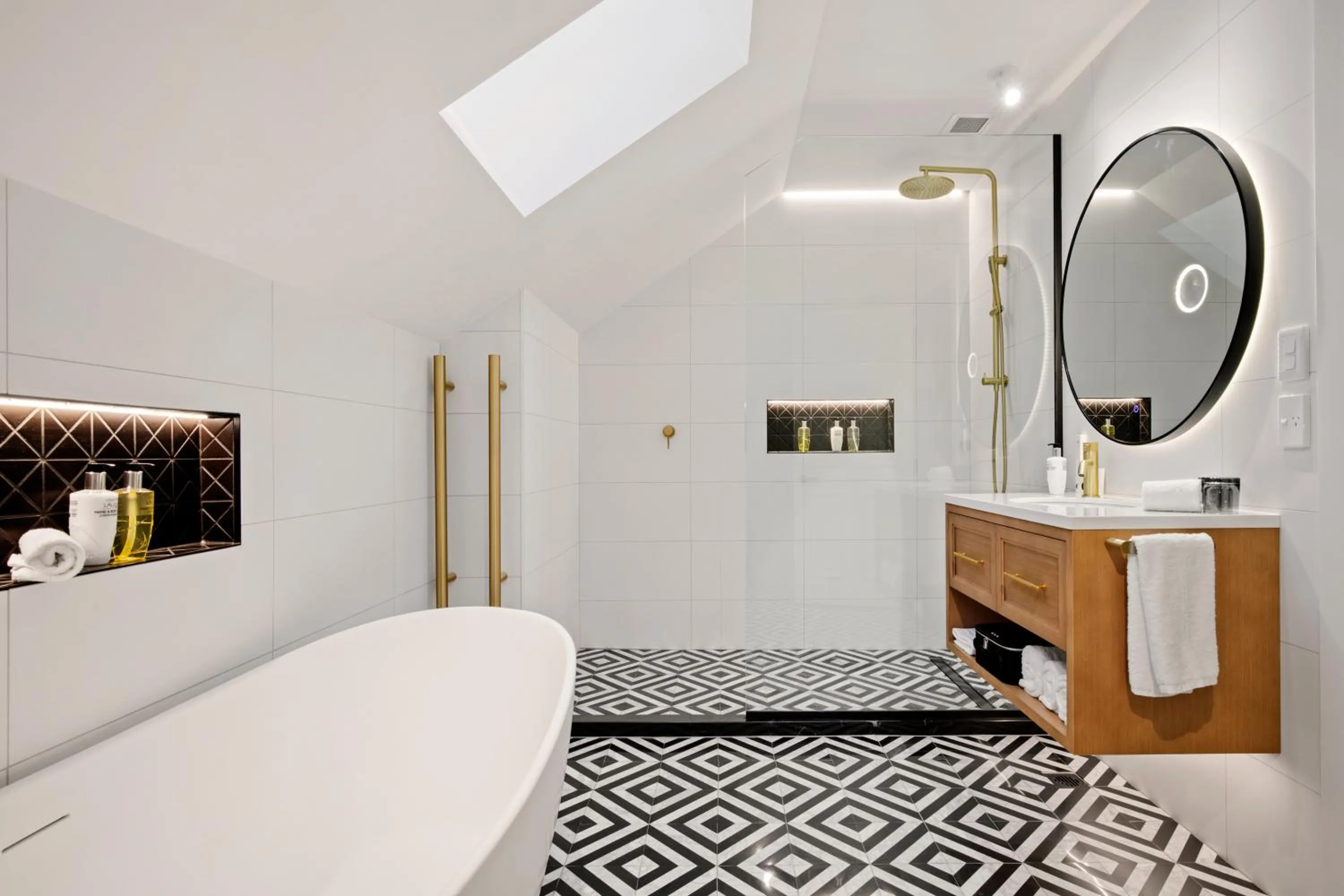 Shower in The Clements Hotel