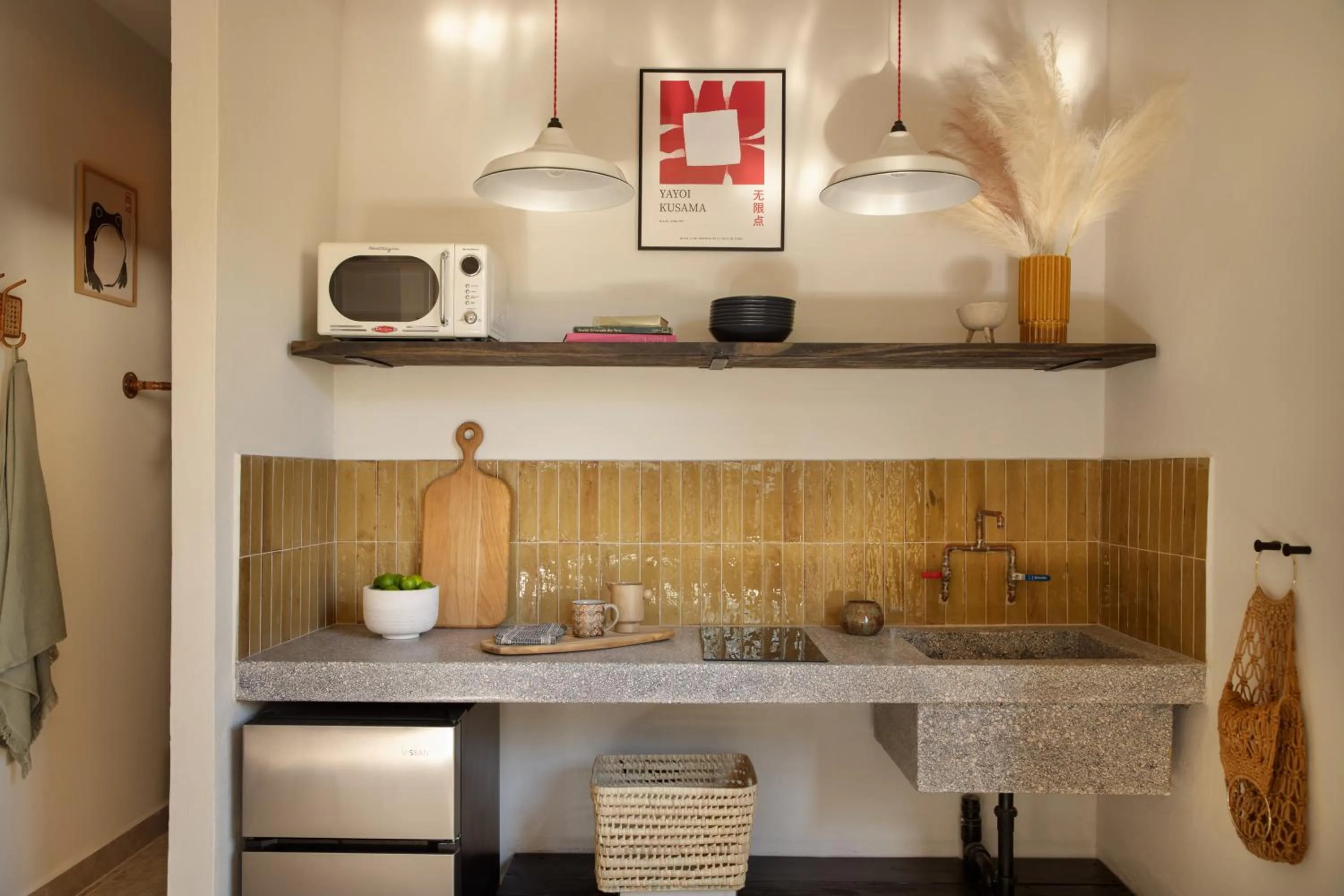 Kitchen or kitchenette in MARU by DW