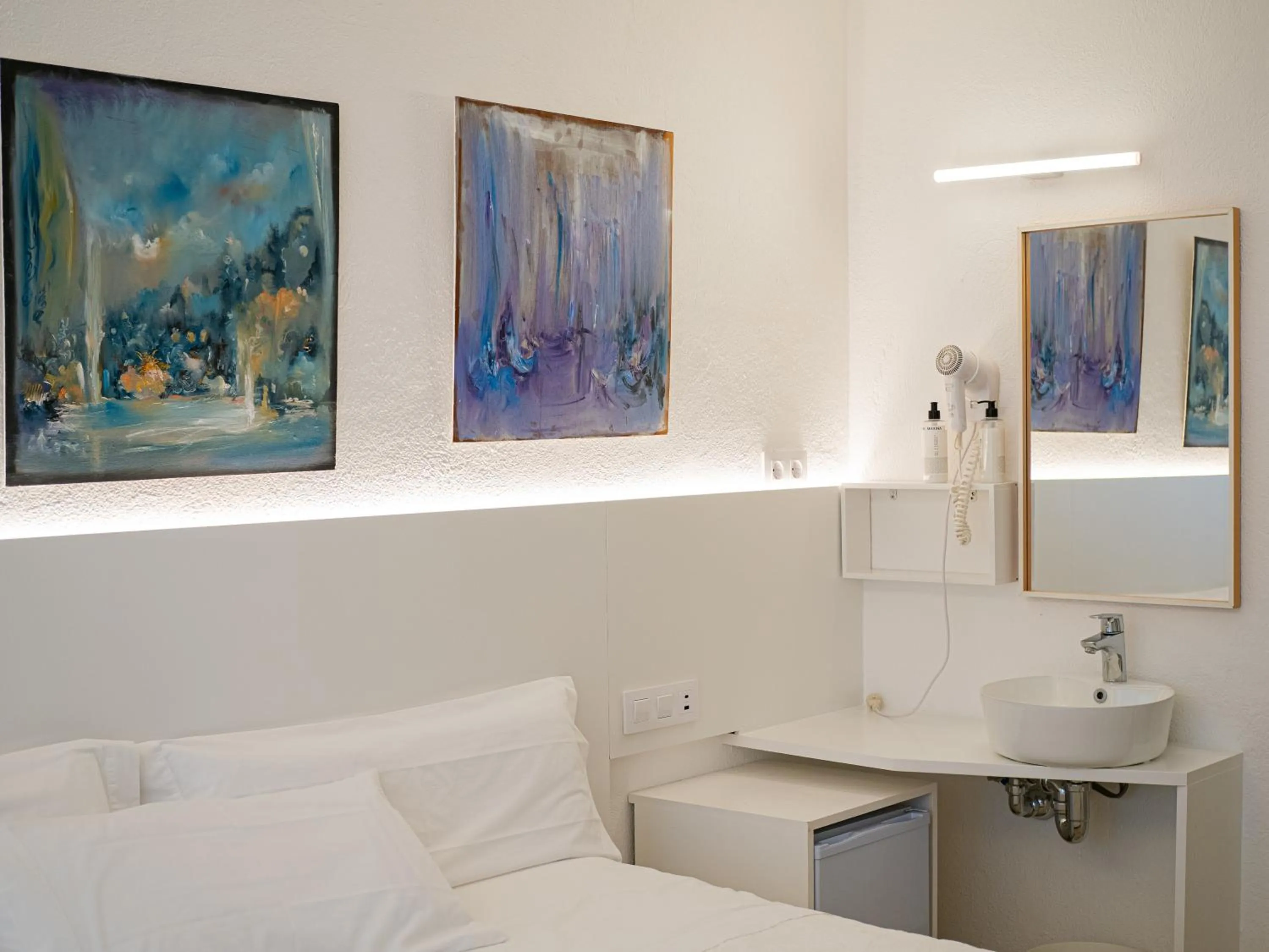 Bed in Hostal Marina Cadaqués