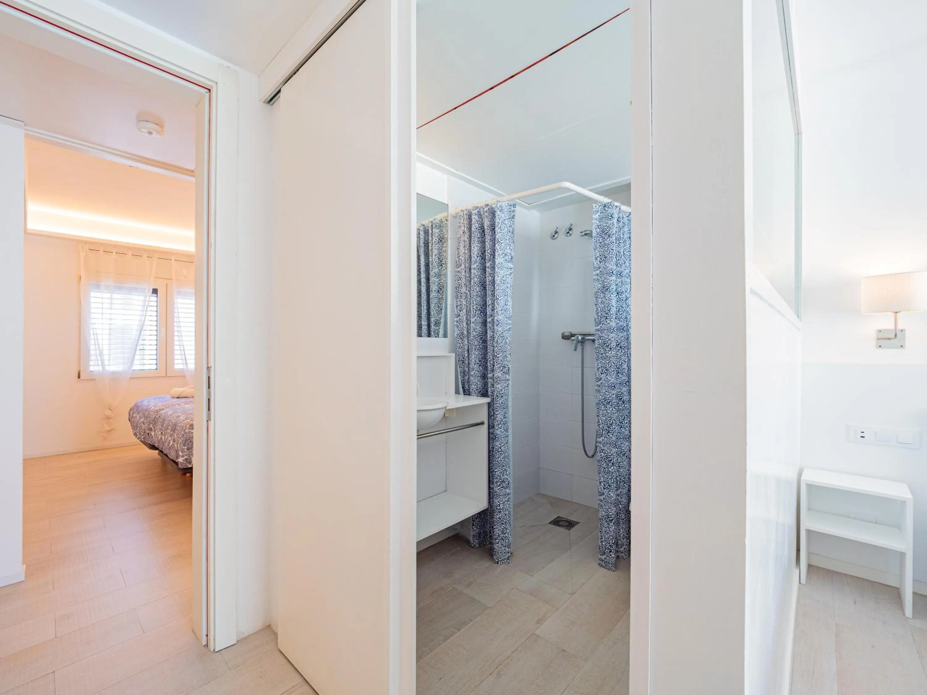 Shower, Bed in Hostal Marina Cadaqués