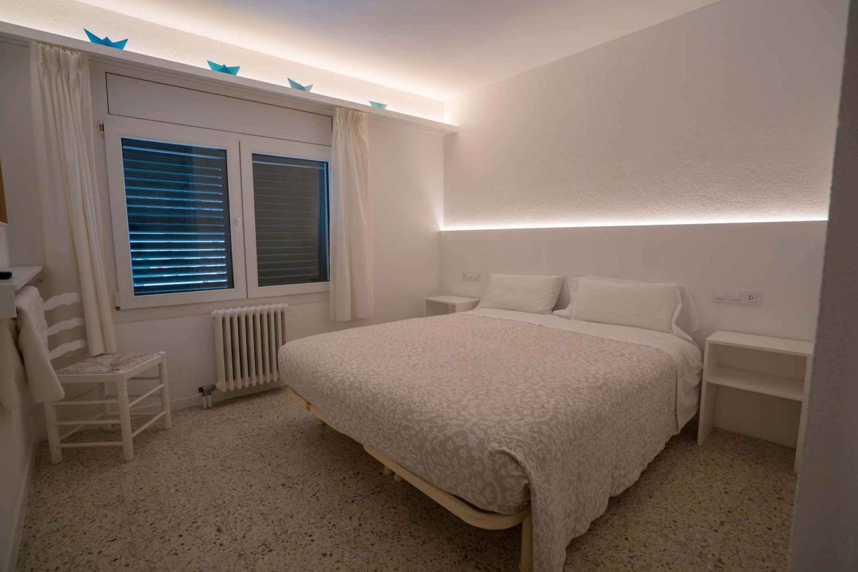 Photo of the whole room, Bed in Hostal Marina Cadaqués