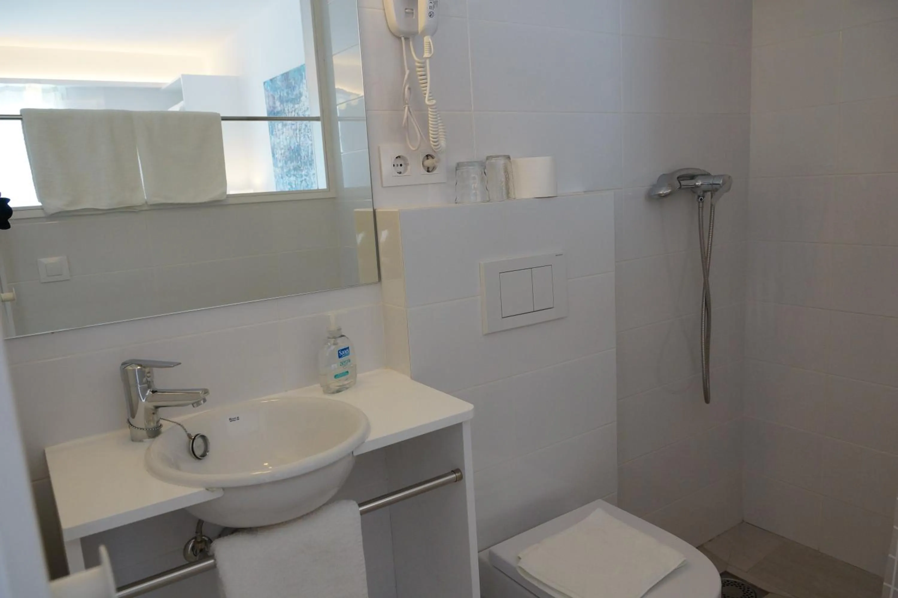 Toilet in Hostal Marina Cadaqués