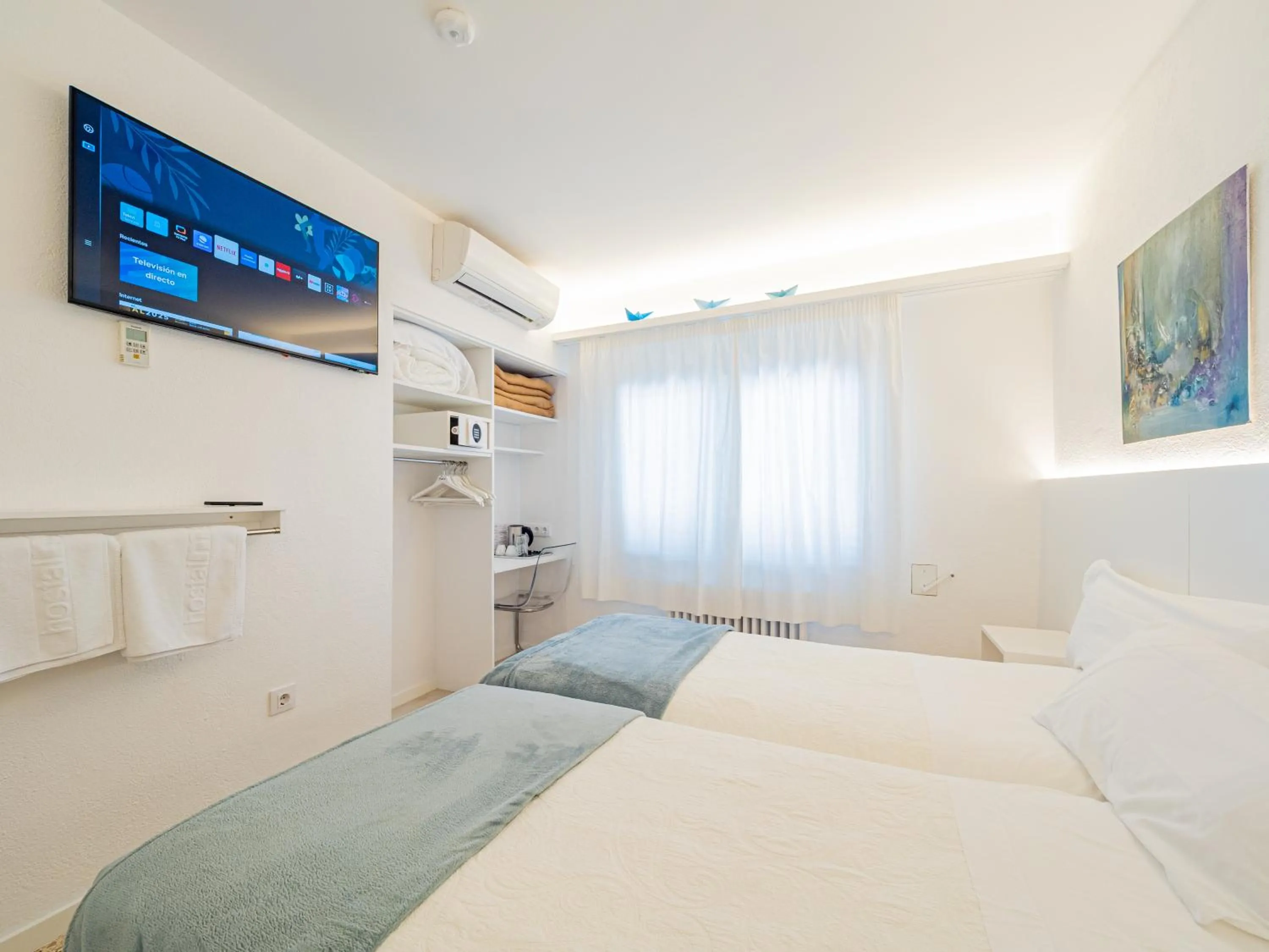 Bed in Hostal Marina Cadaqués