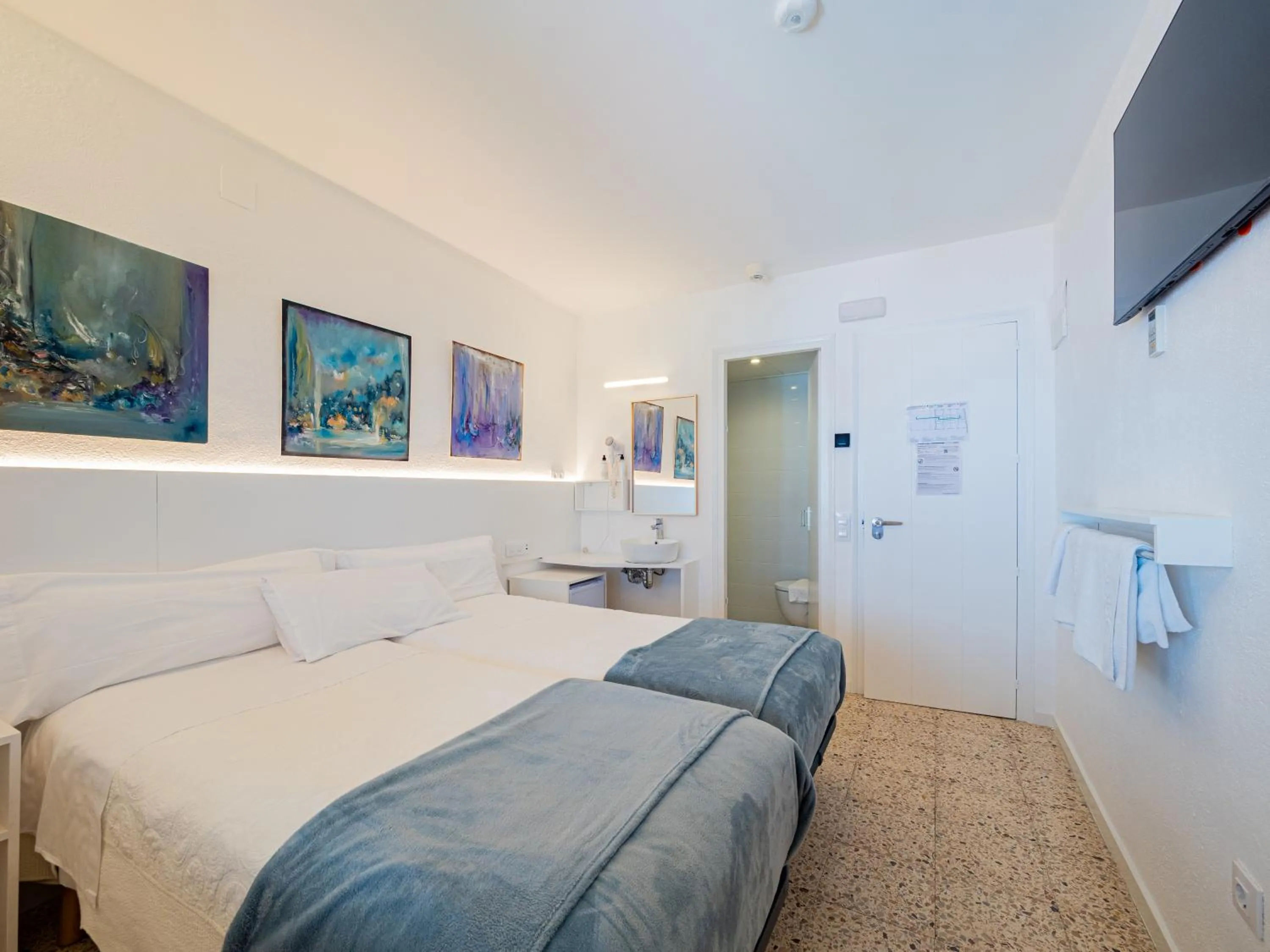 Bed in Hostal Marina Cadaqués