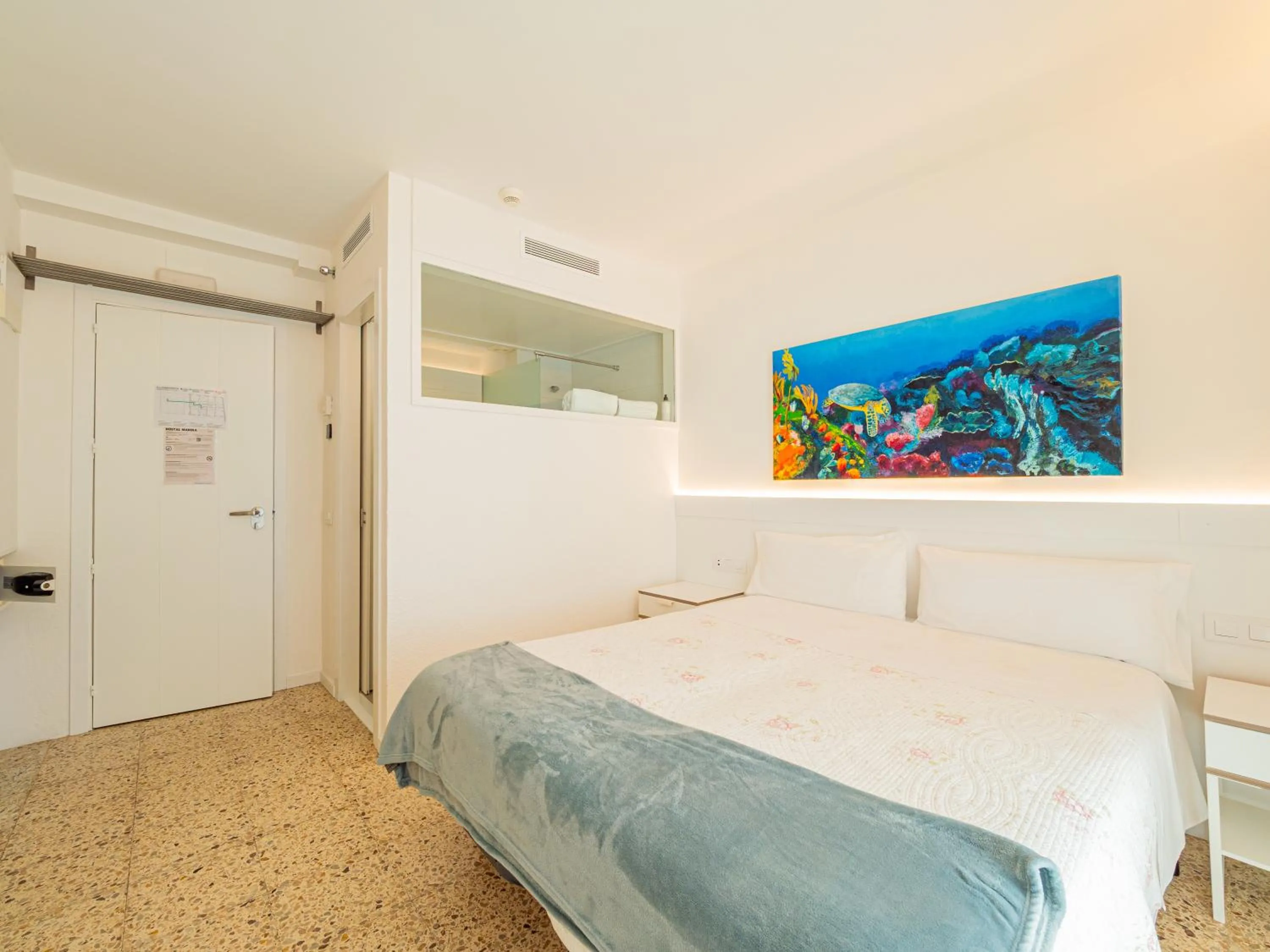 Photo of the whole room, Bed in Hostal Marina Cadaqués