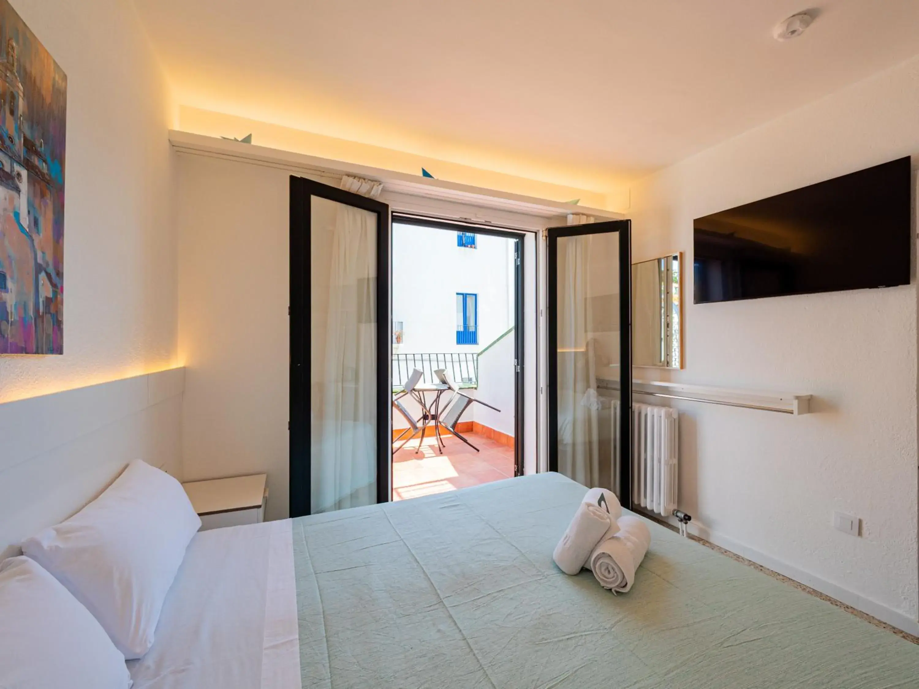 Double Room with Terrace in Hostal Marina Cadaqués Double Room with Terrace in Hostal Marina Cadaqués