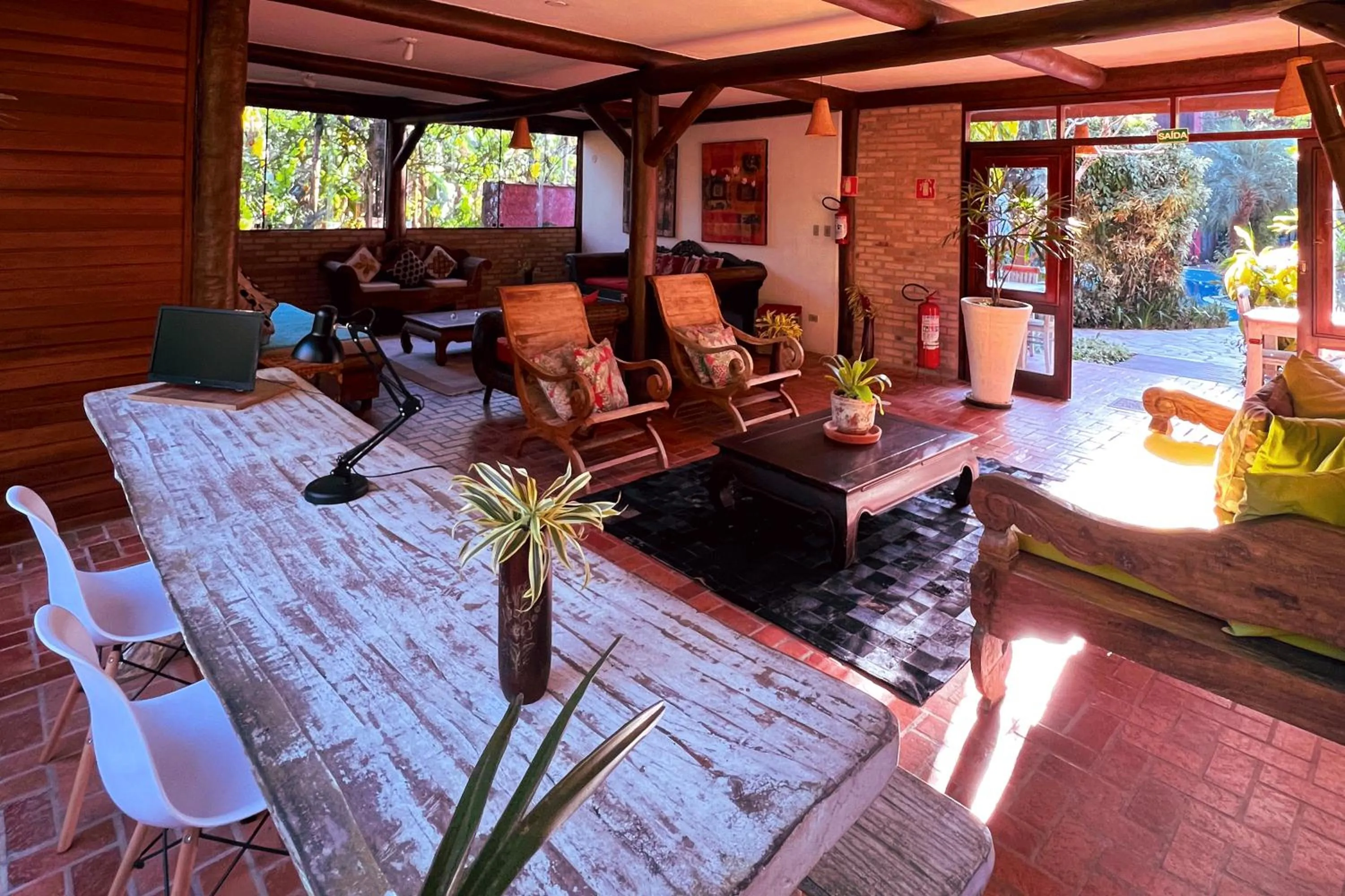 Seating area in Smart Hotel Pousada Reserva Camburi