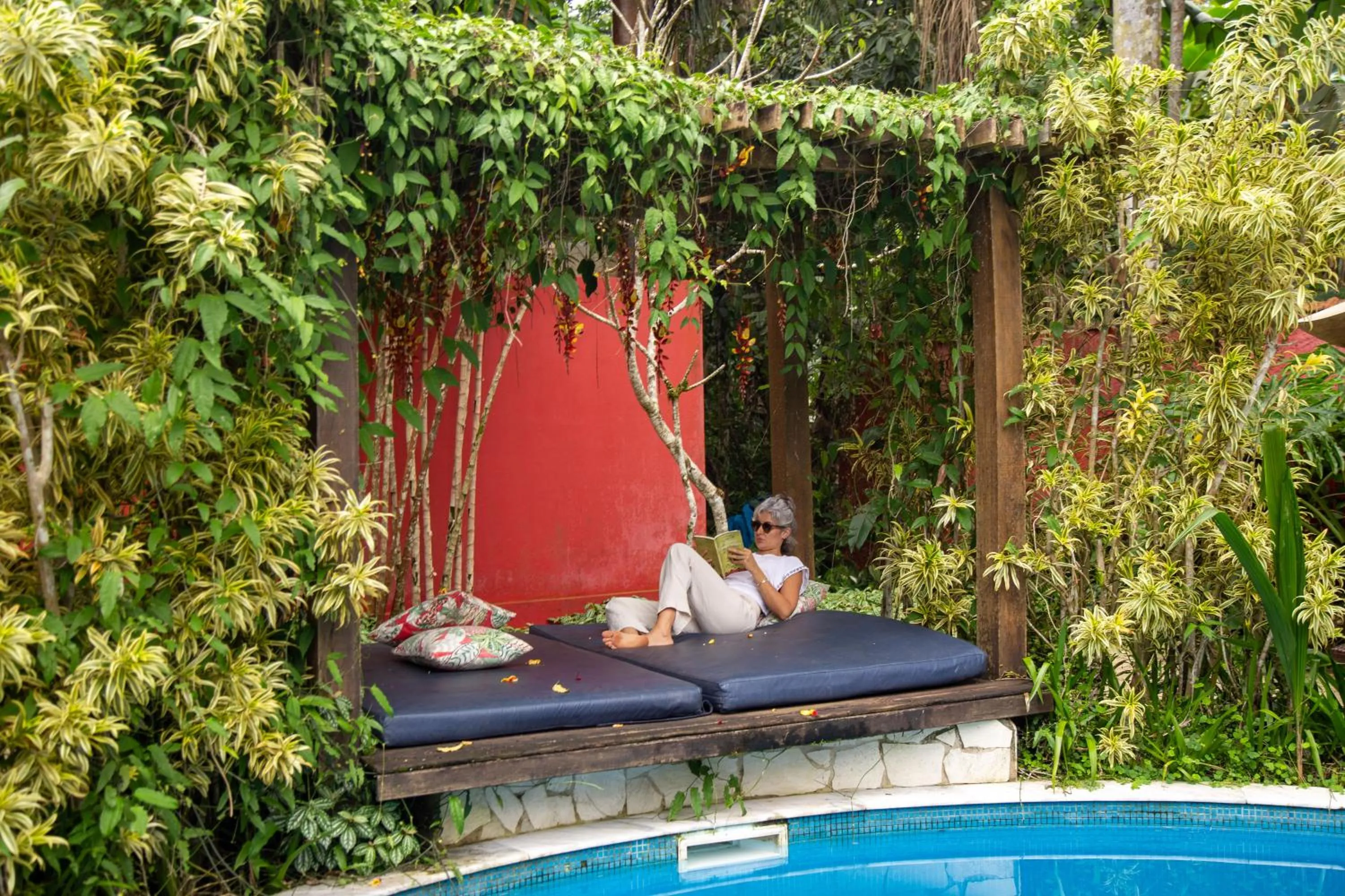 Pool view in Smart Hotel Pousada Reserva Camburi