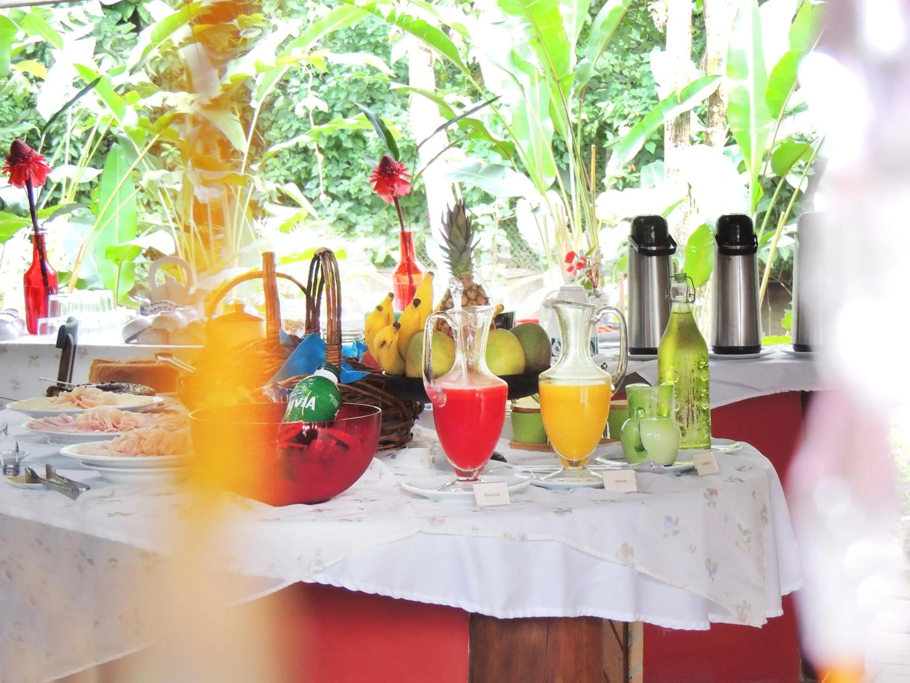 Buffet breakfast in Smart Hotel Pousada Reserva Camburi