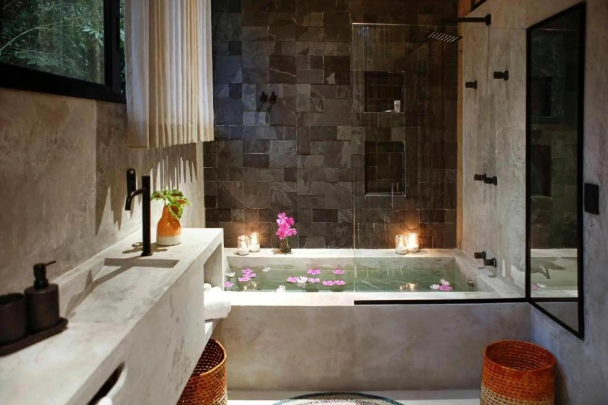 Bathroom in Smart Hotel Pousada Reserva Camburi