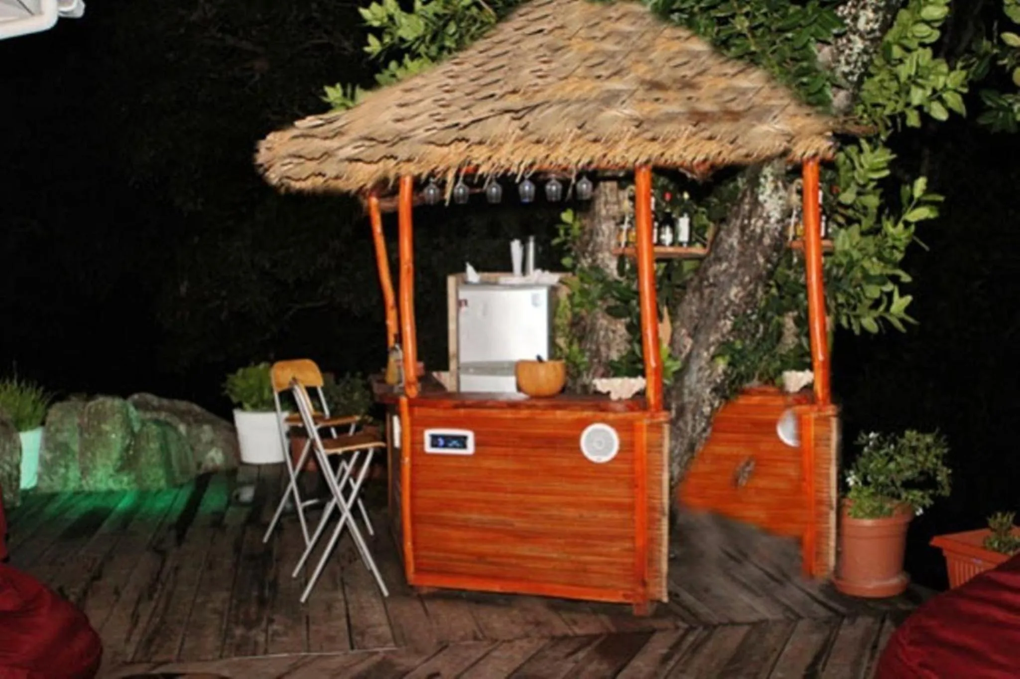 Patio in Kaz Ladouceur