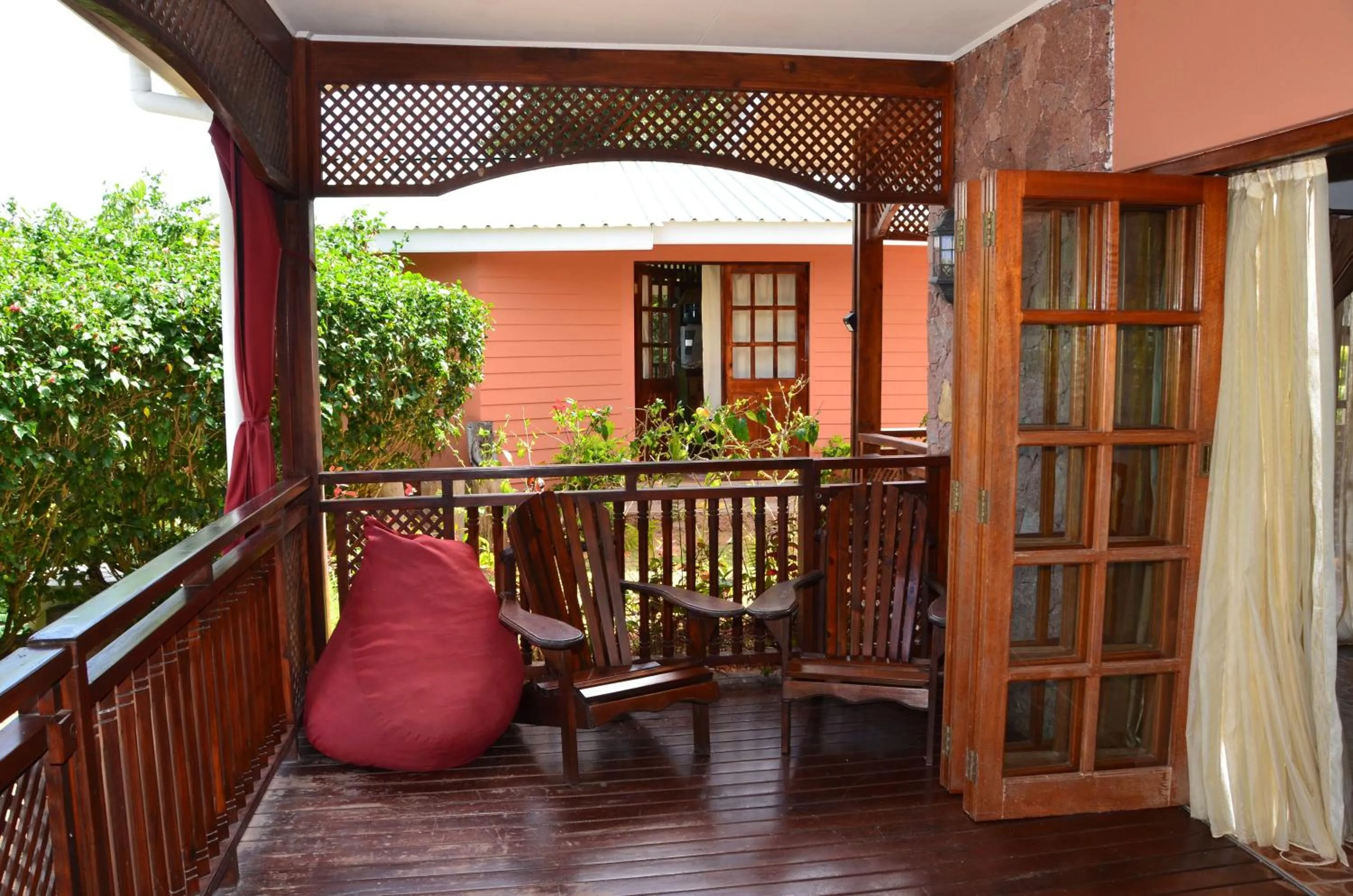 Patio in Kaz Ladouceur