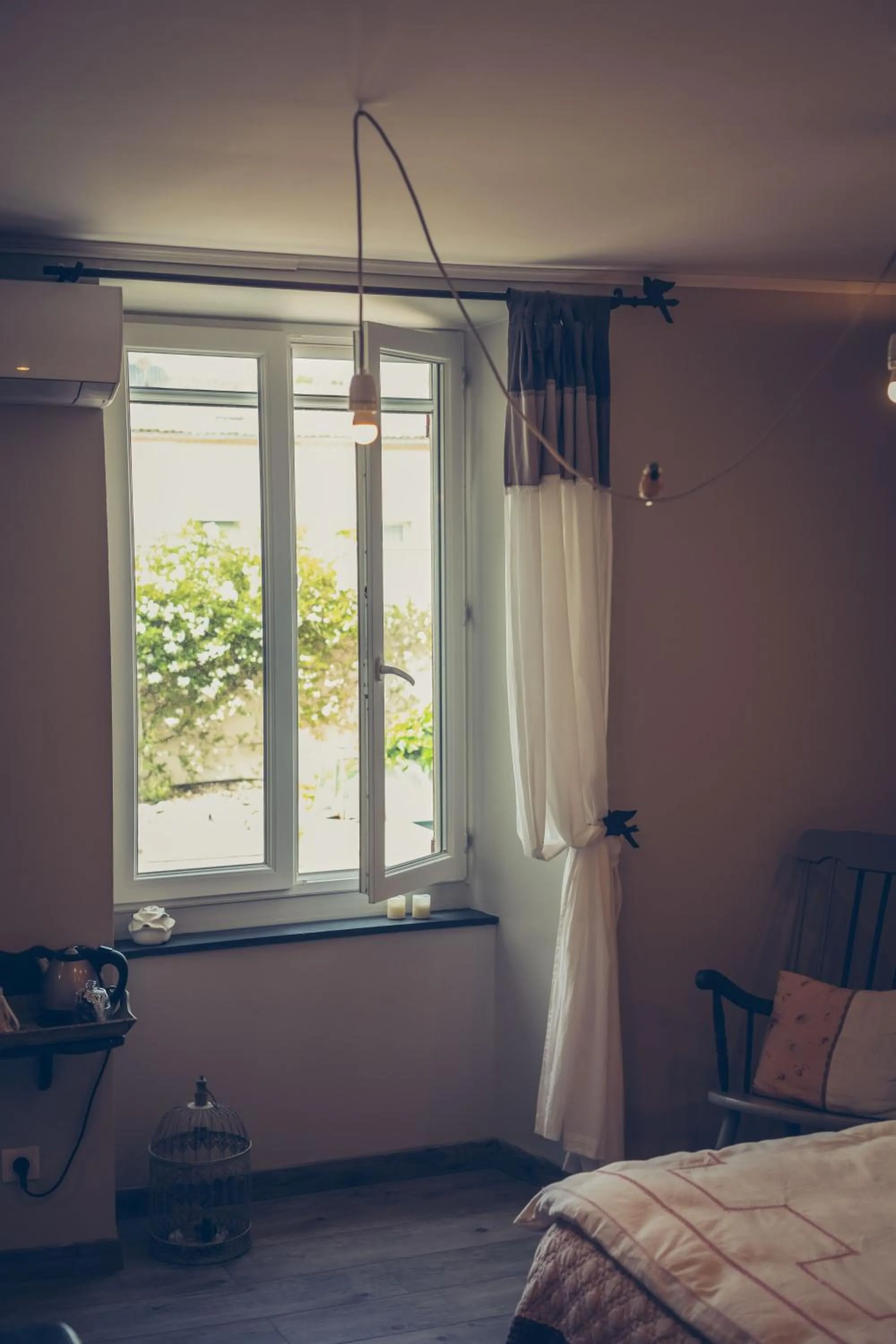 Bedroom, Bed in CHAMBRES D'HÔTES L'Oréliane en Provence Adults Only