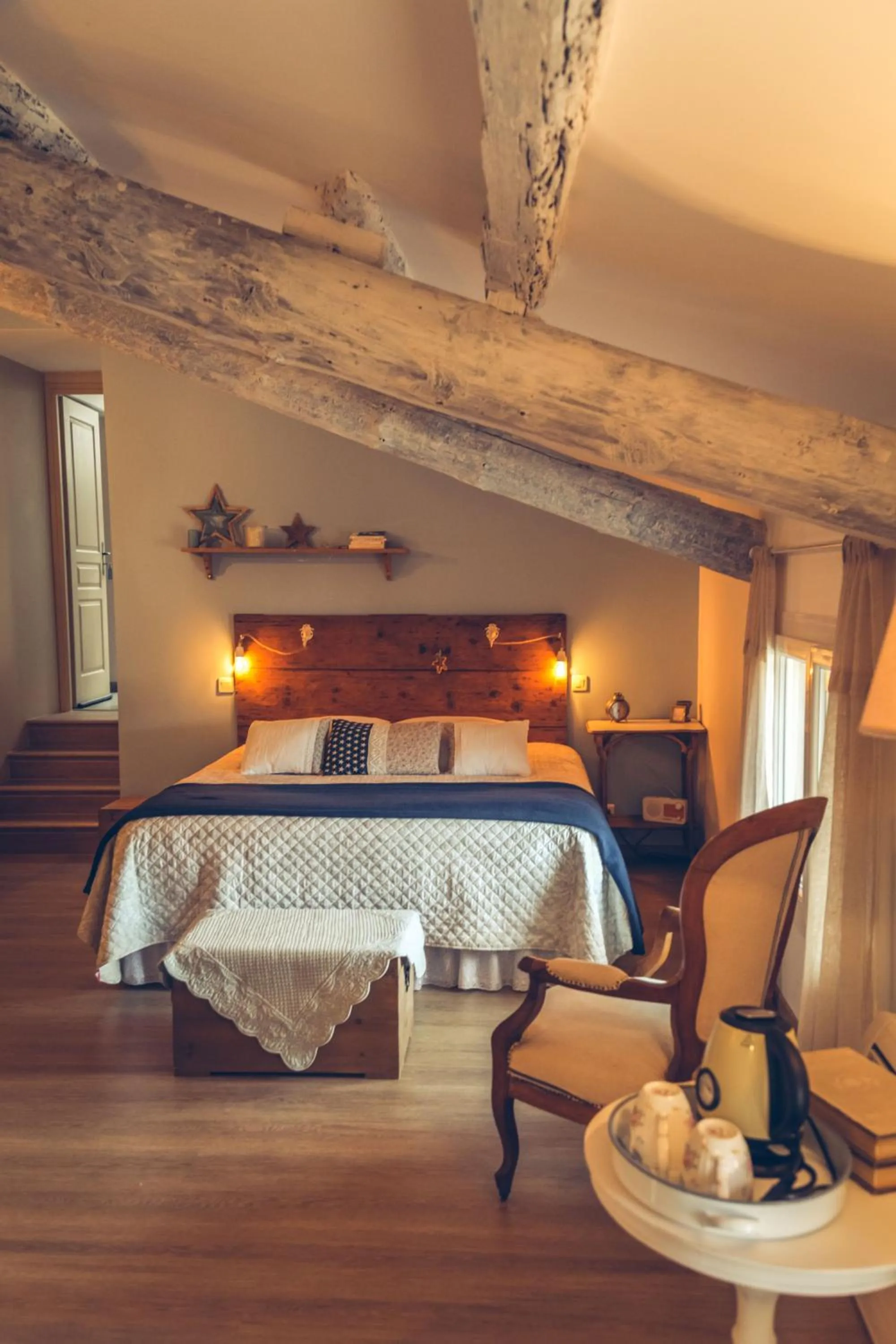 Bed in CHAMBRES D'HÔTES L'Oréliane en Provence Adults Only