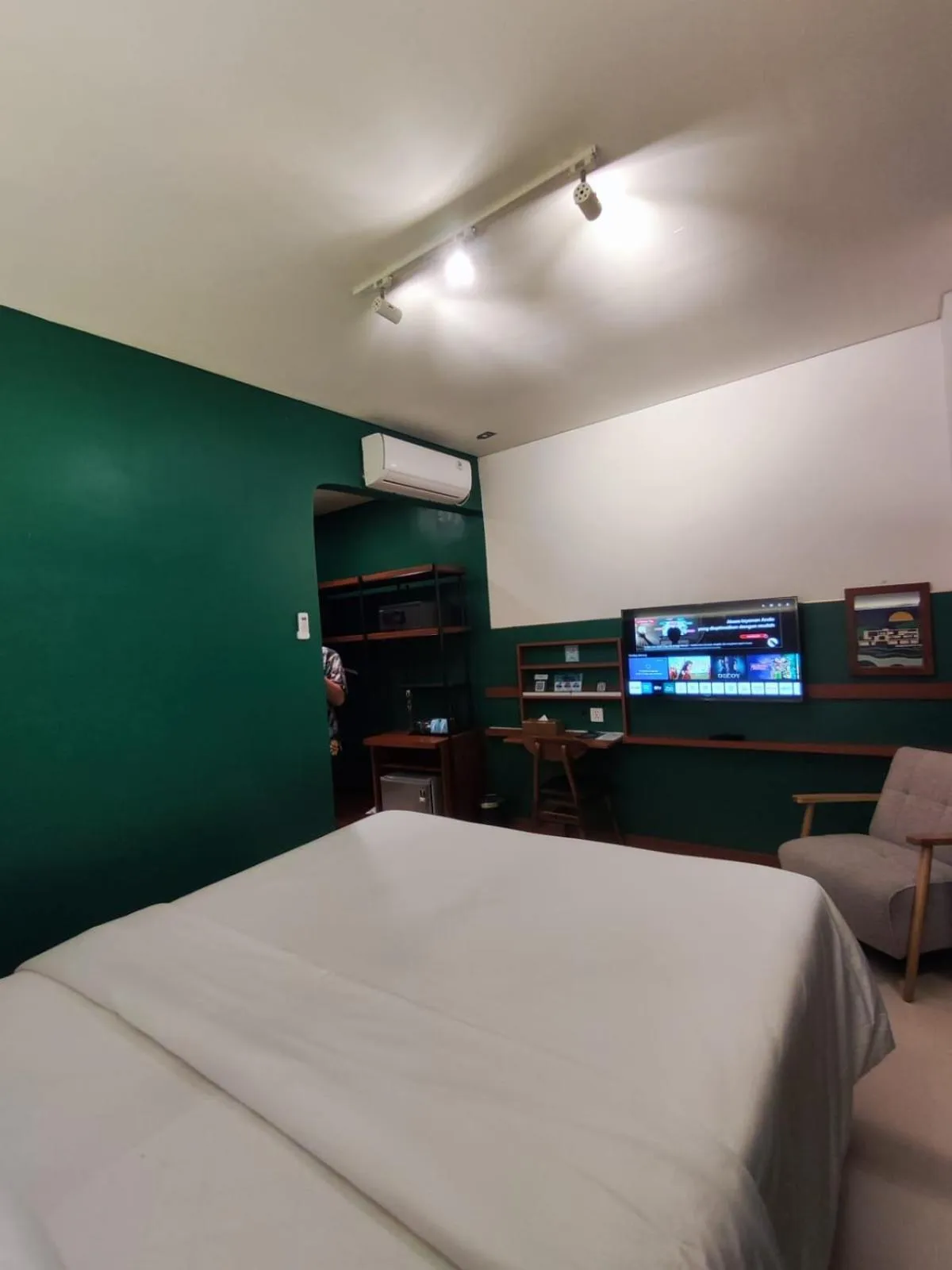 Photo of the whole room, Bed in Liberta Malioboro North