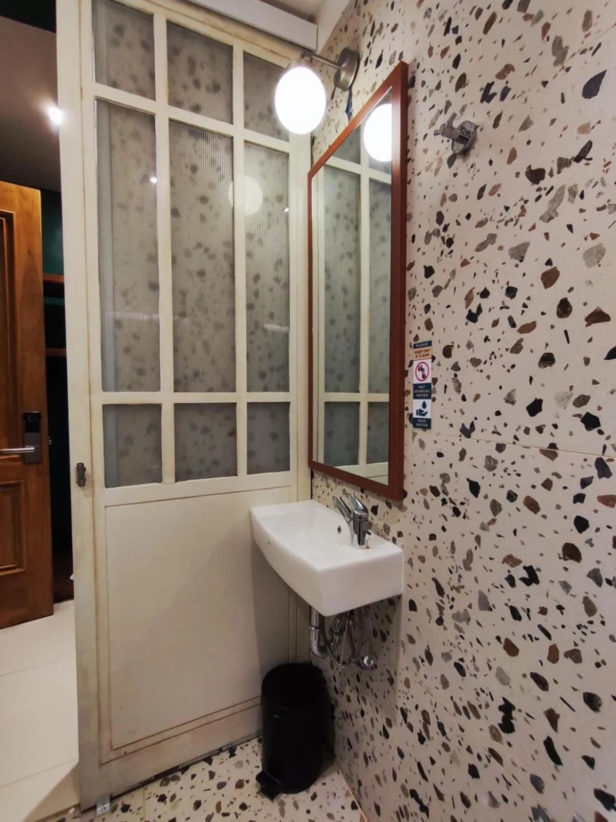 Bathroom in Liberta Malioboro North