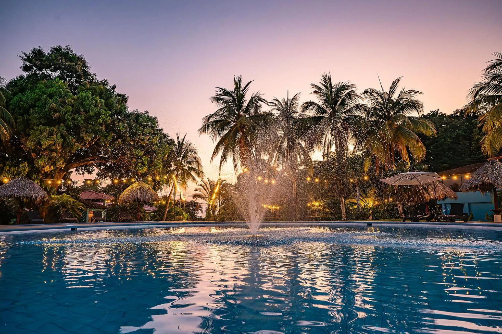 Beach Break Resort & CR Surf Camp