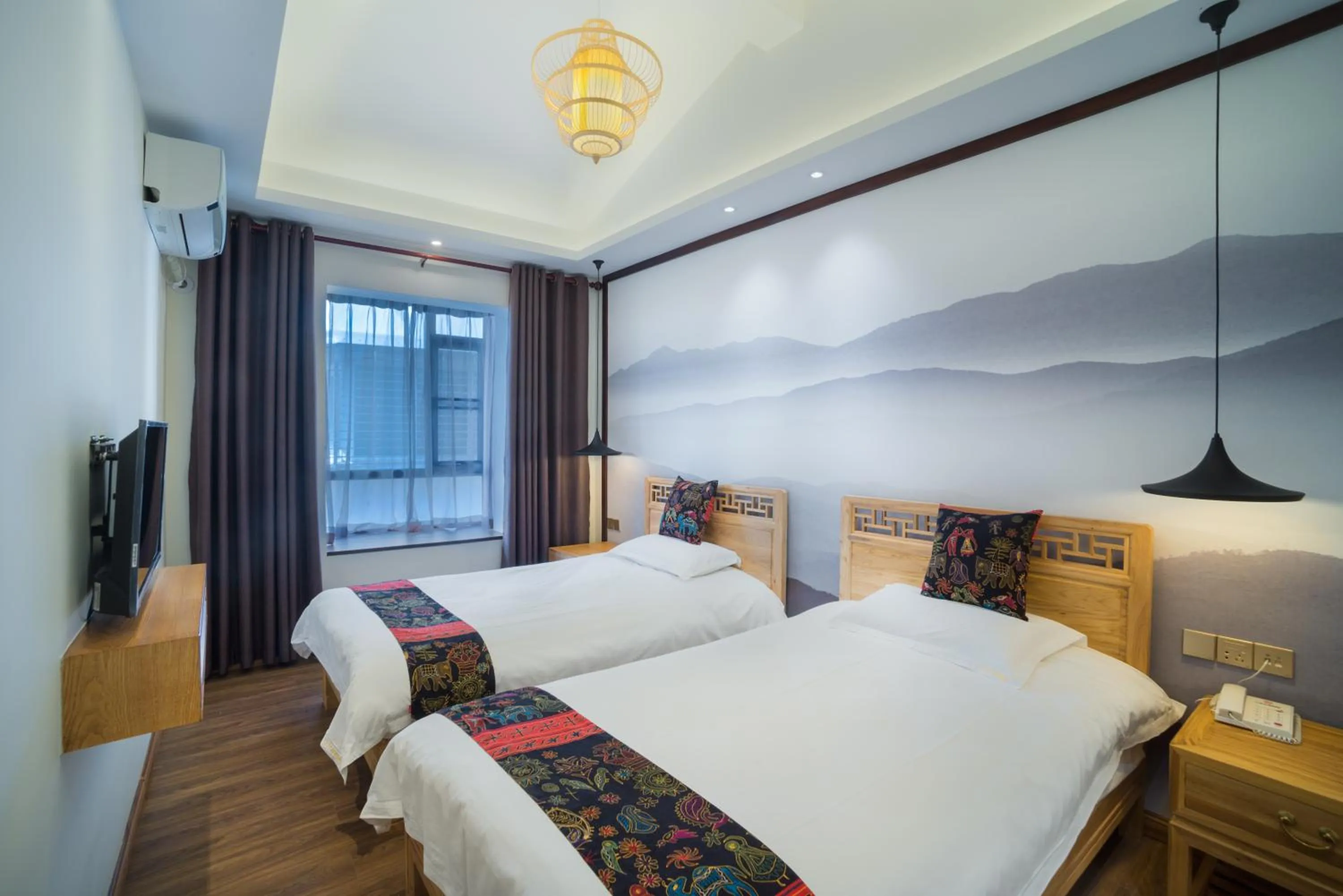 Bedroom, Bed in Riverside Inn Guilin Central