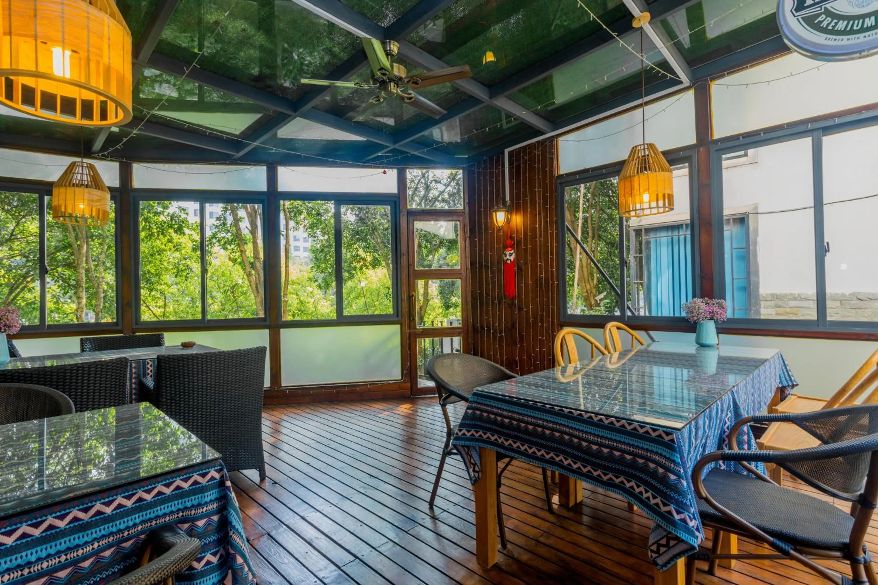 Lounge or bar in Riverside Inn Guilin Central