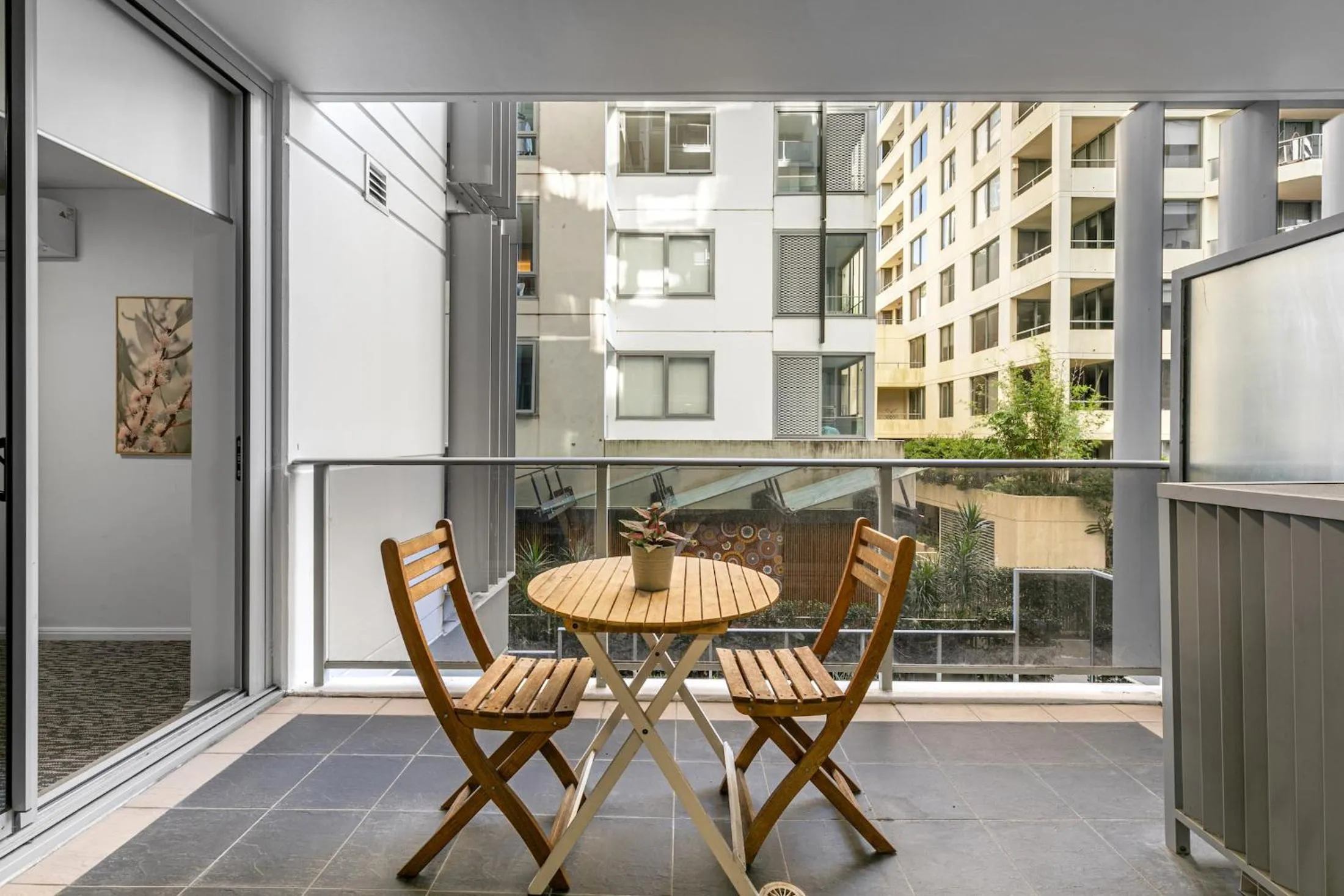 Balcony/Terrace in AAN Apartments North Sydney