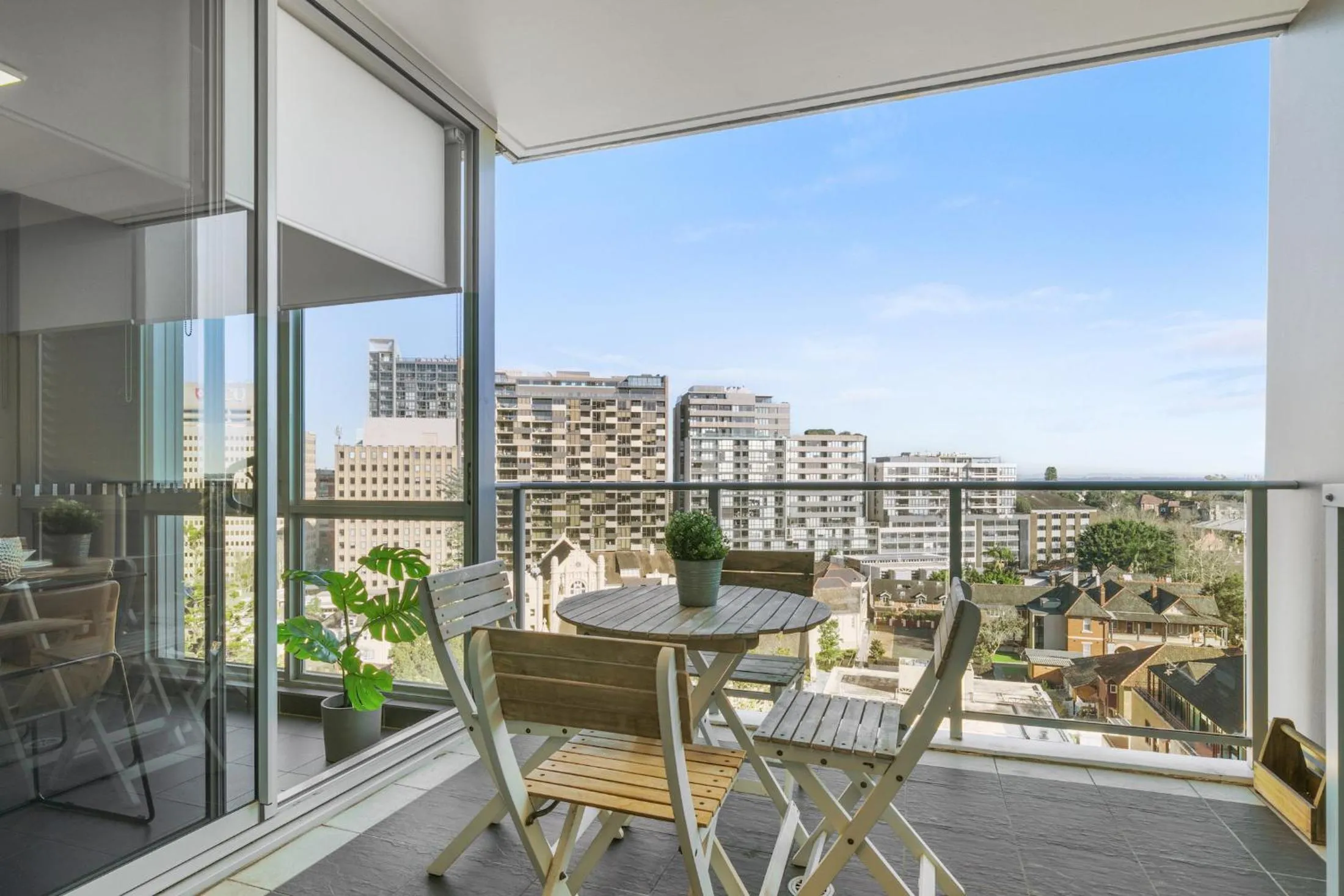 Balcony/Terrace in AAN Apartments North Sydney