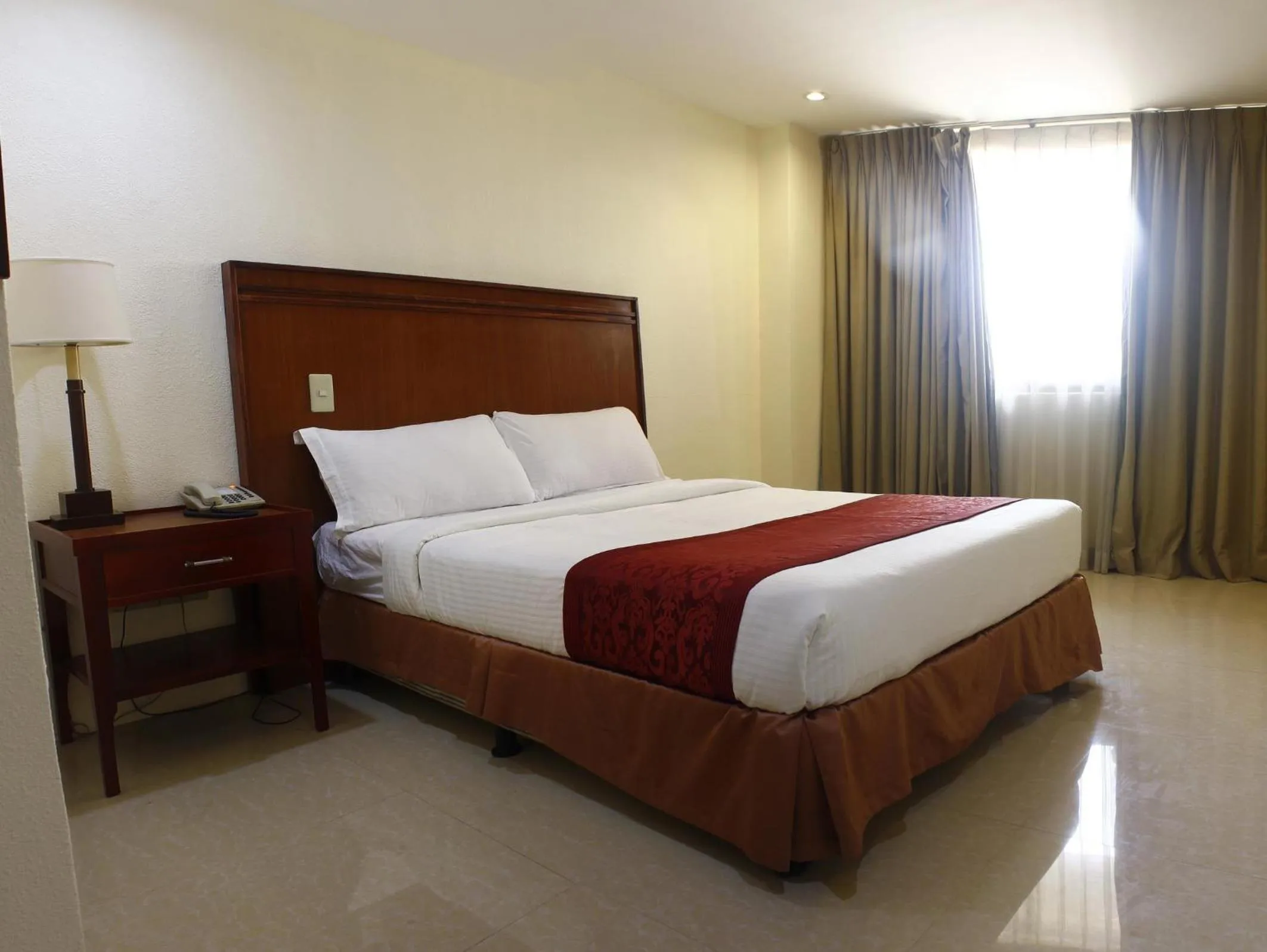 Bed in Chinatown Lai Lai Hotel Inc