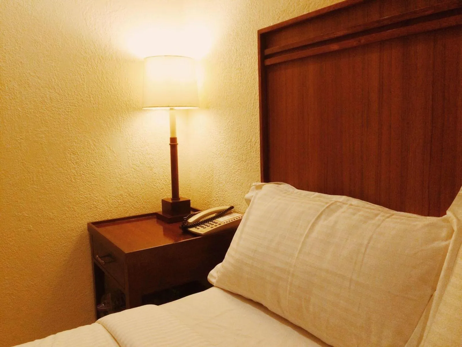 Bed in Chinatown Lai Lai Hotel Inc