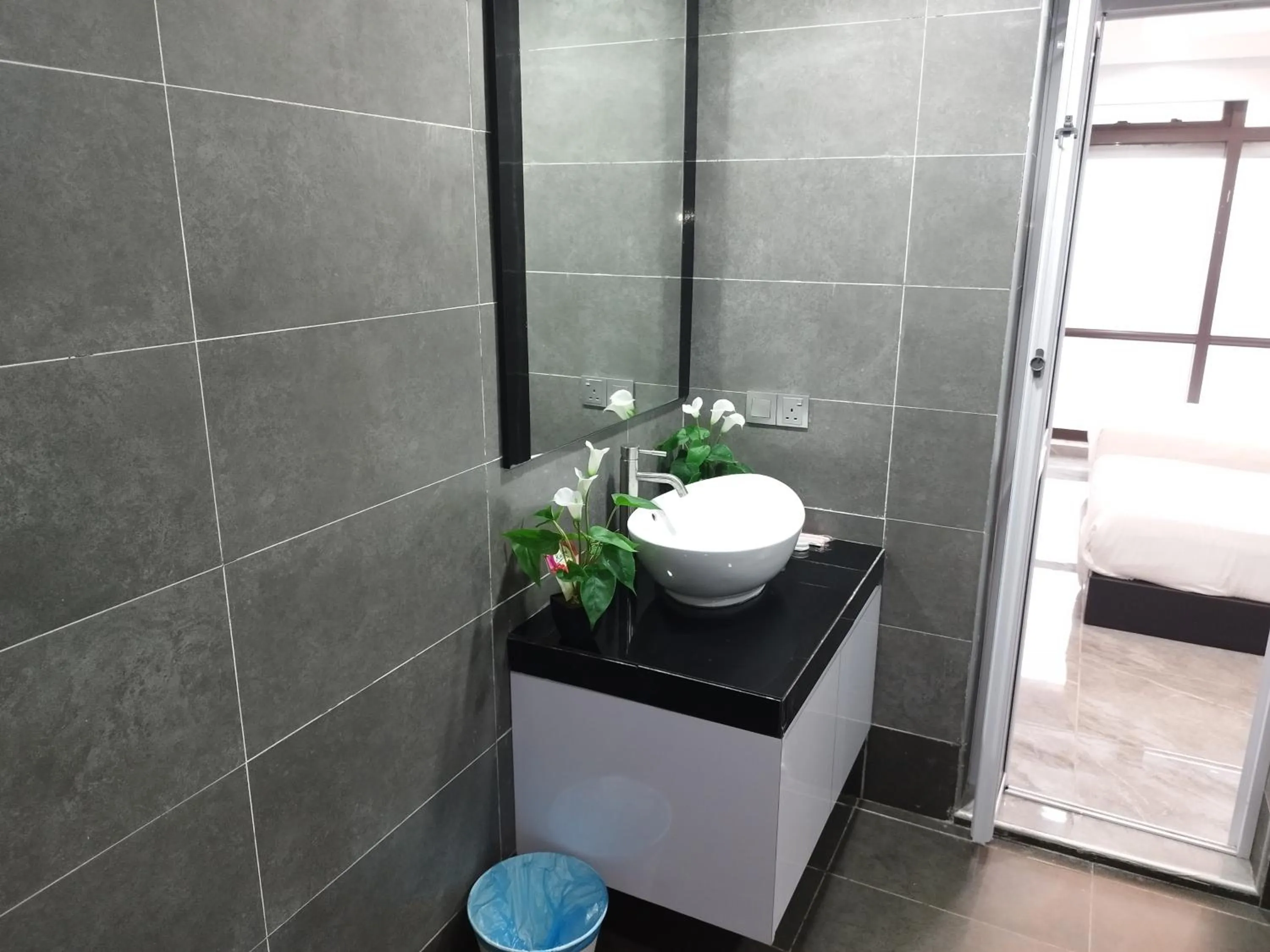 Bathroom in Eastern Suites Times Square KL