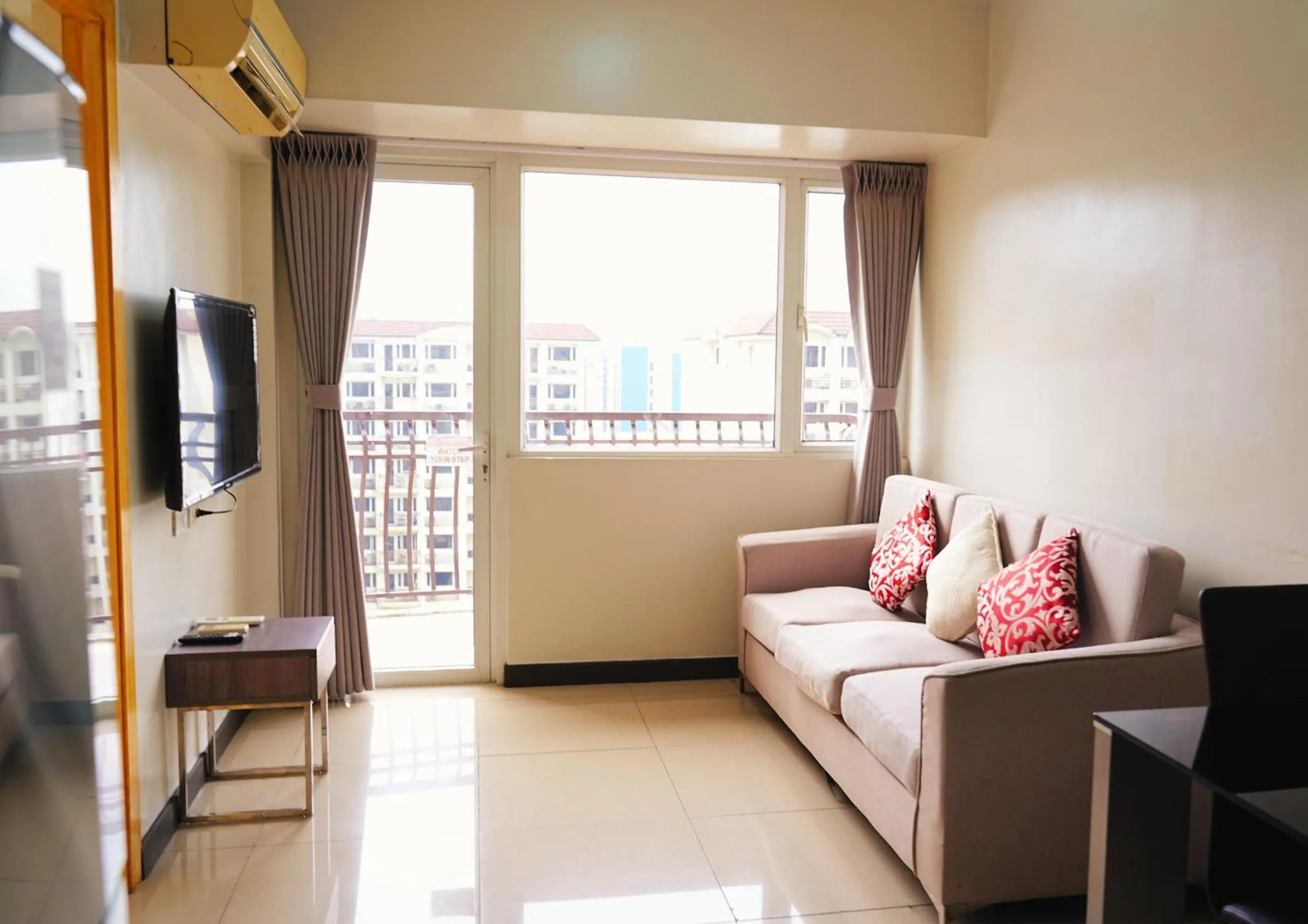 Living room in Extremeli Suites