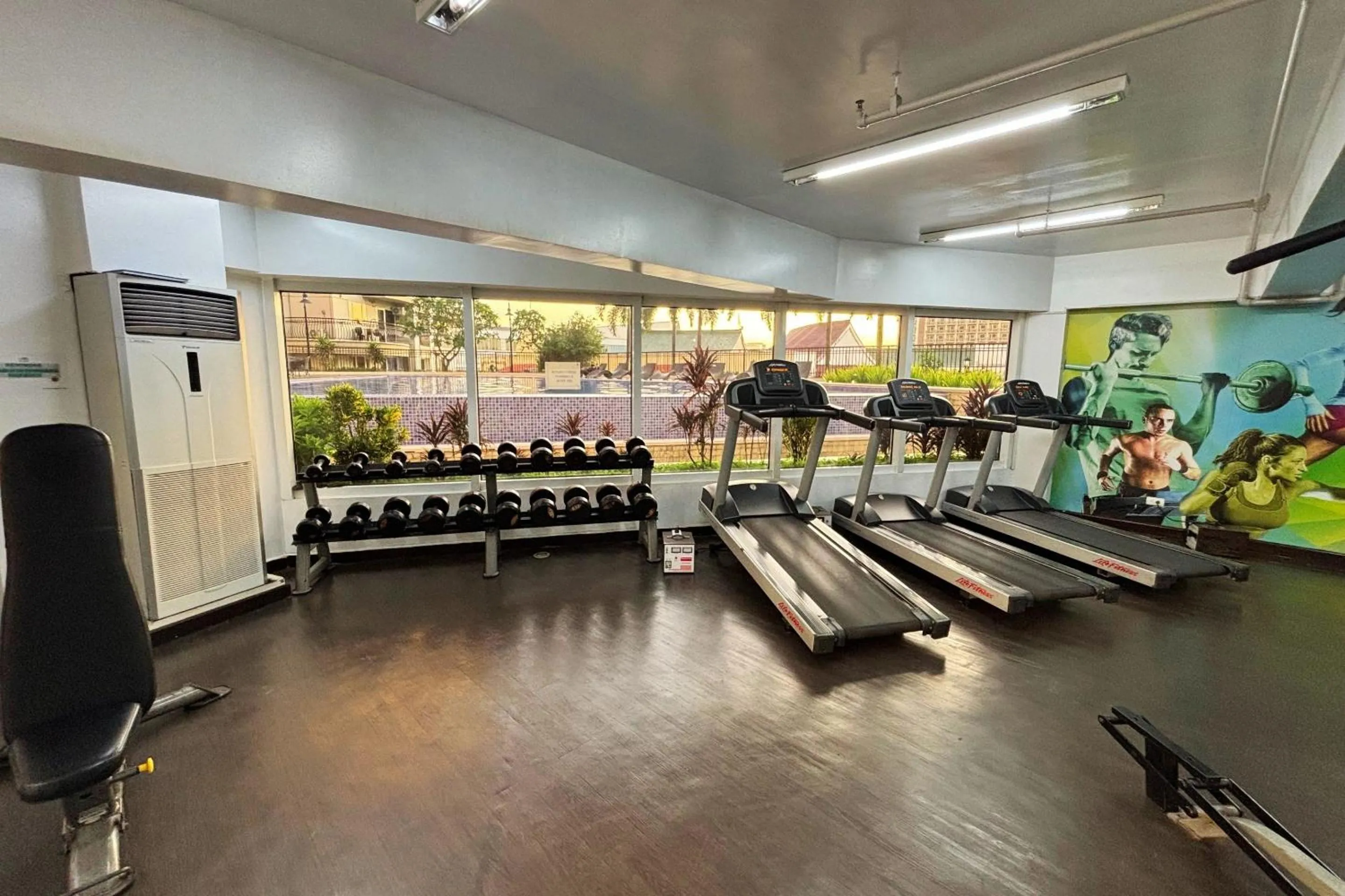 Fitness centre/facilities in Extremeli Suites