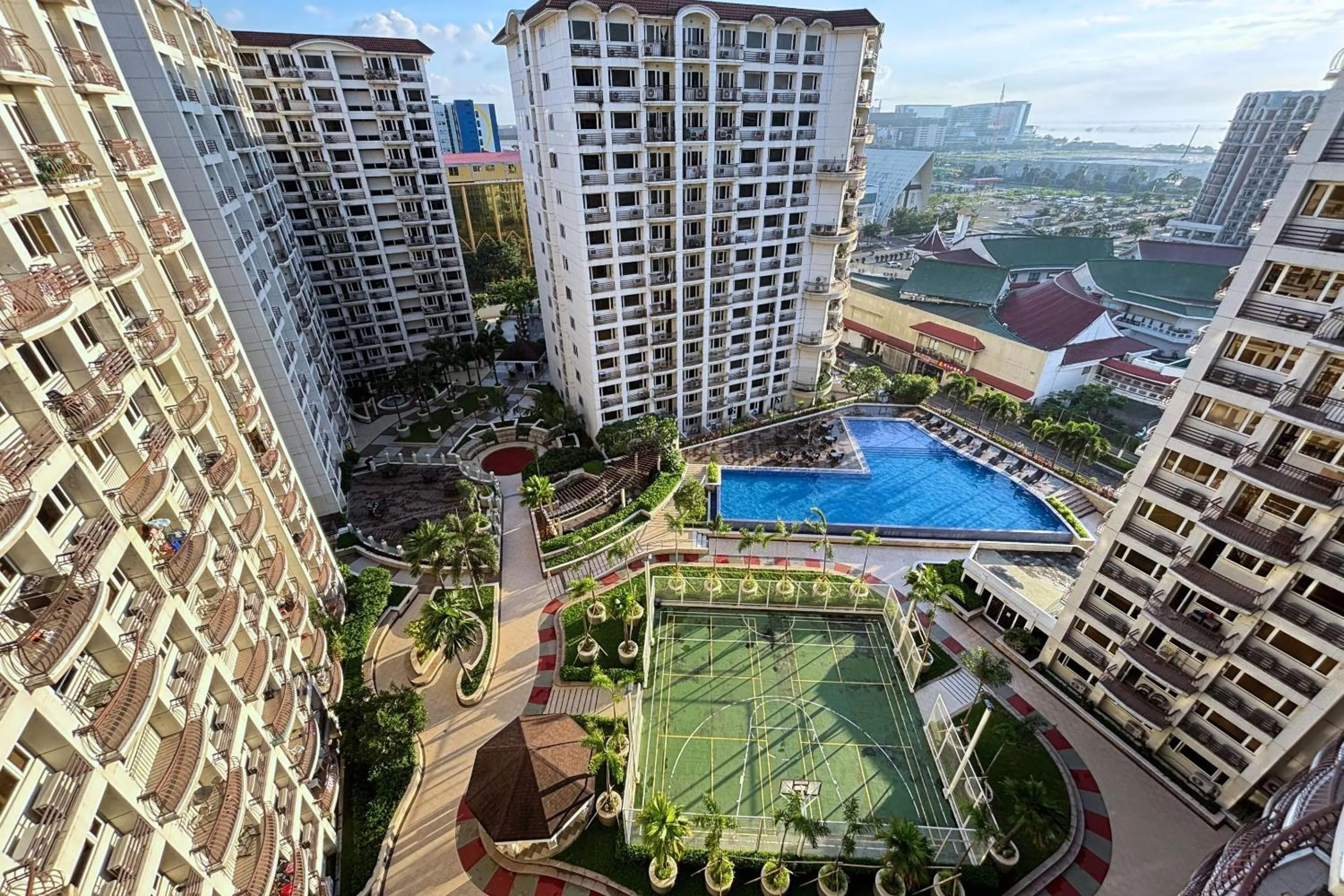 Bird's eye view in Extremeli Suites