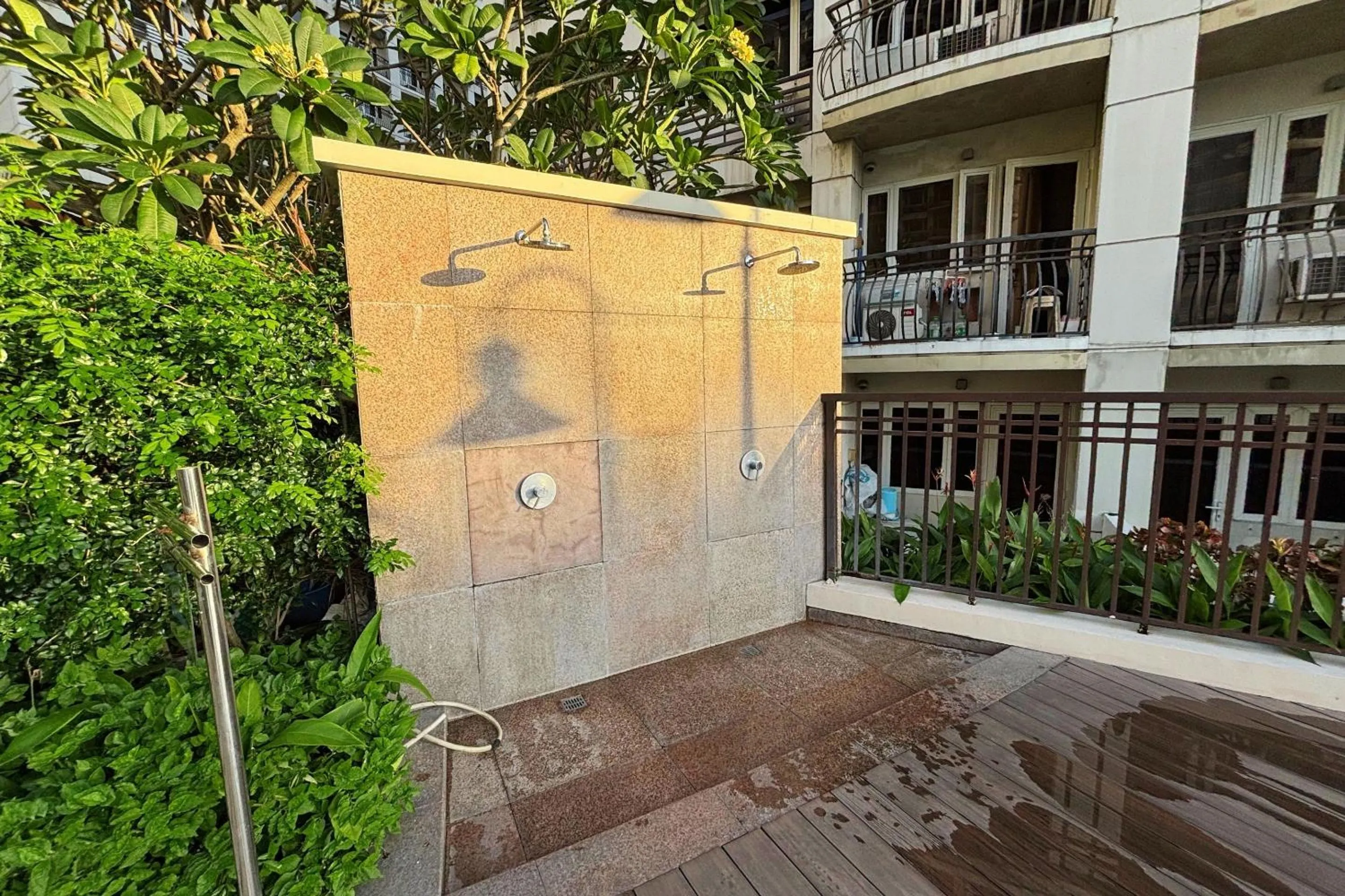 Garden view in Extremeli Suites