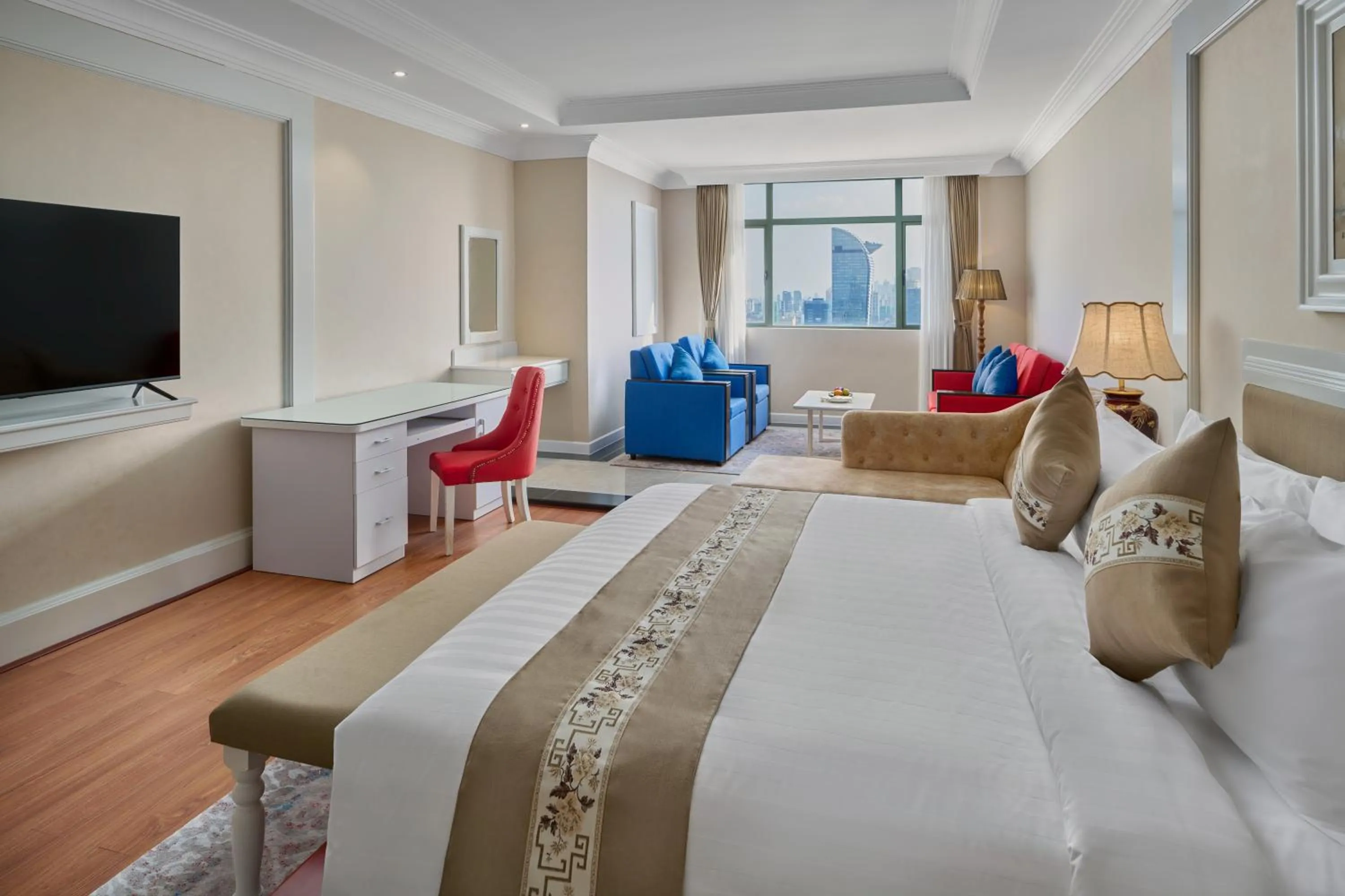 View (from property/room), Bed in Wyndham Grand Phnom Penh Capital