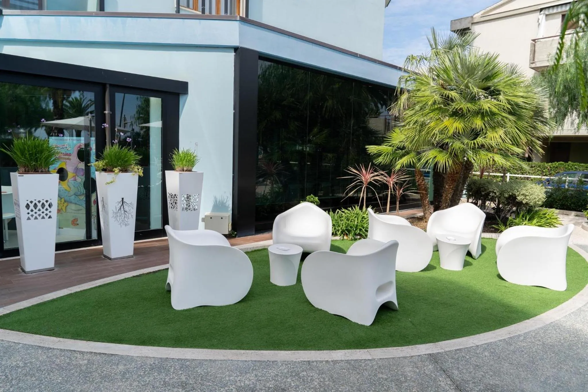 Patio in Hotel Continental