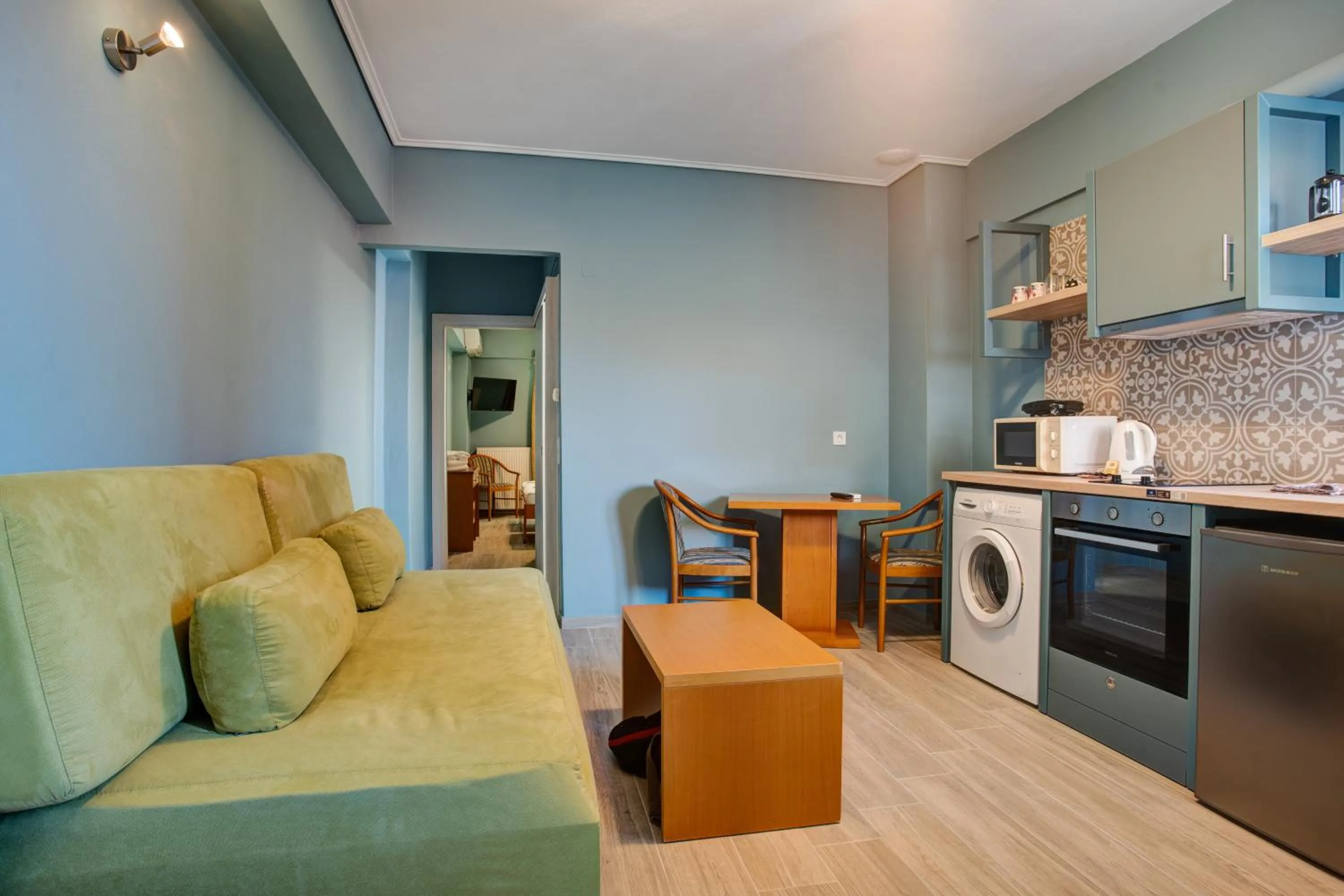 Coffee/tea facilities in Heliotrope The Studios