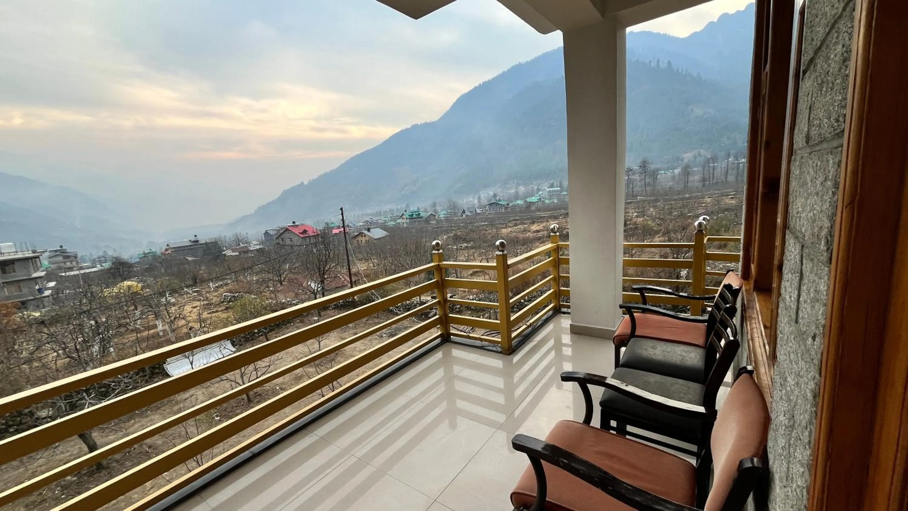 Balcony/Terrace in WANDER THRIVES INN By Ads Manali