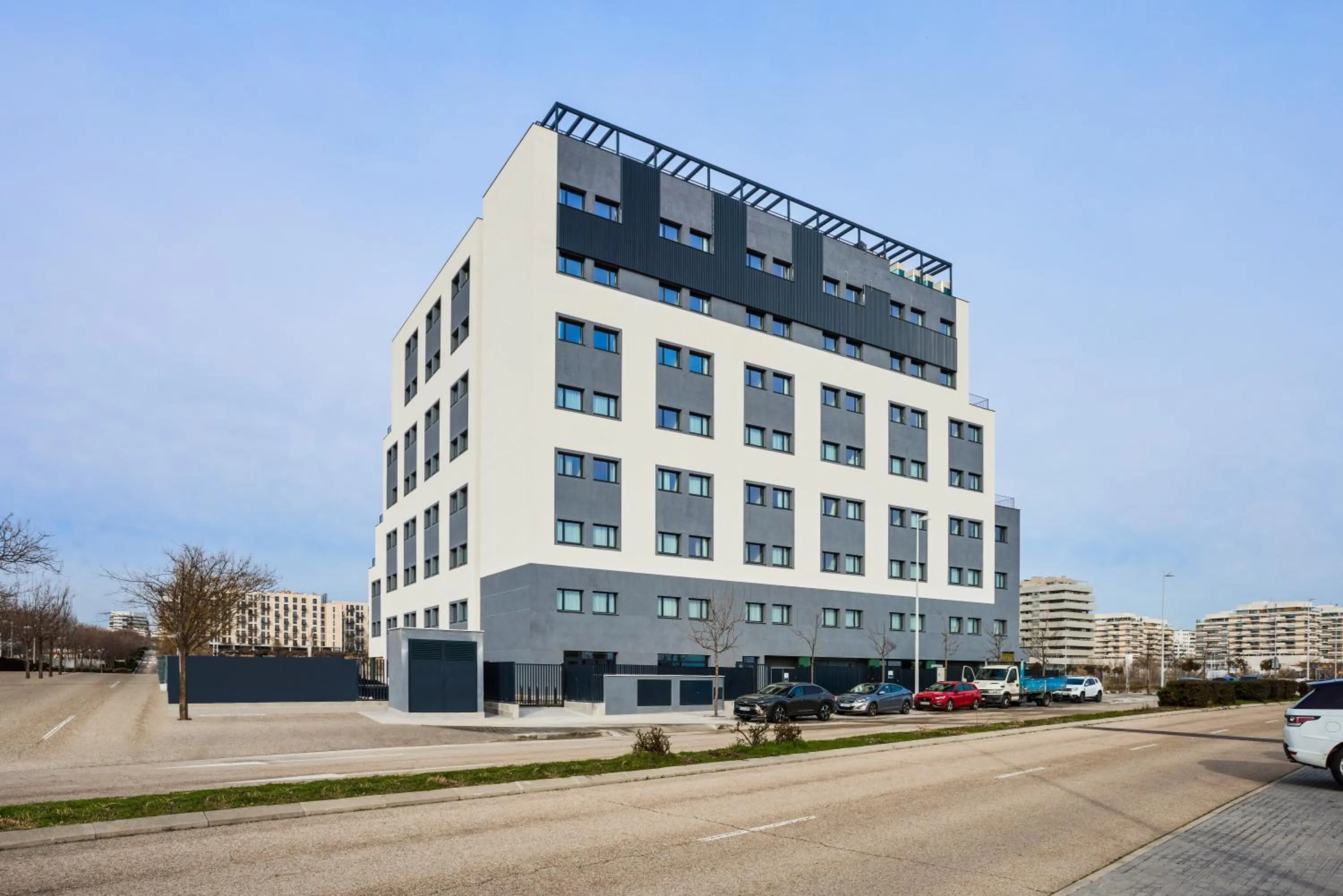 Facade/entrance in Ibis Styles Madrid Airport Valdebebas