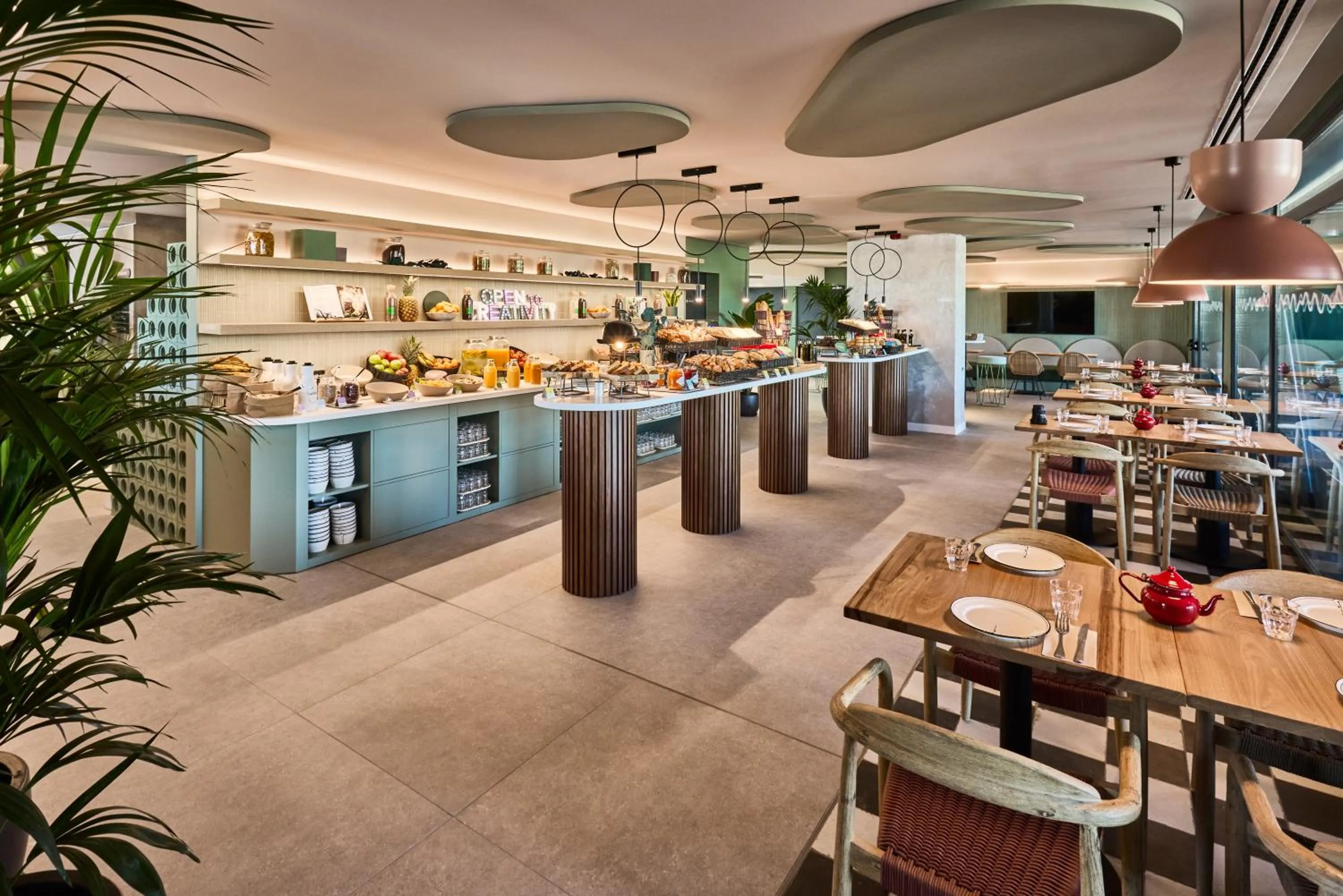 Breakfast in Ibis Styles Madrid Airport Valdebebas