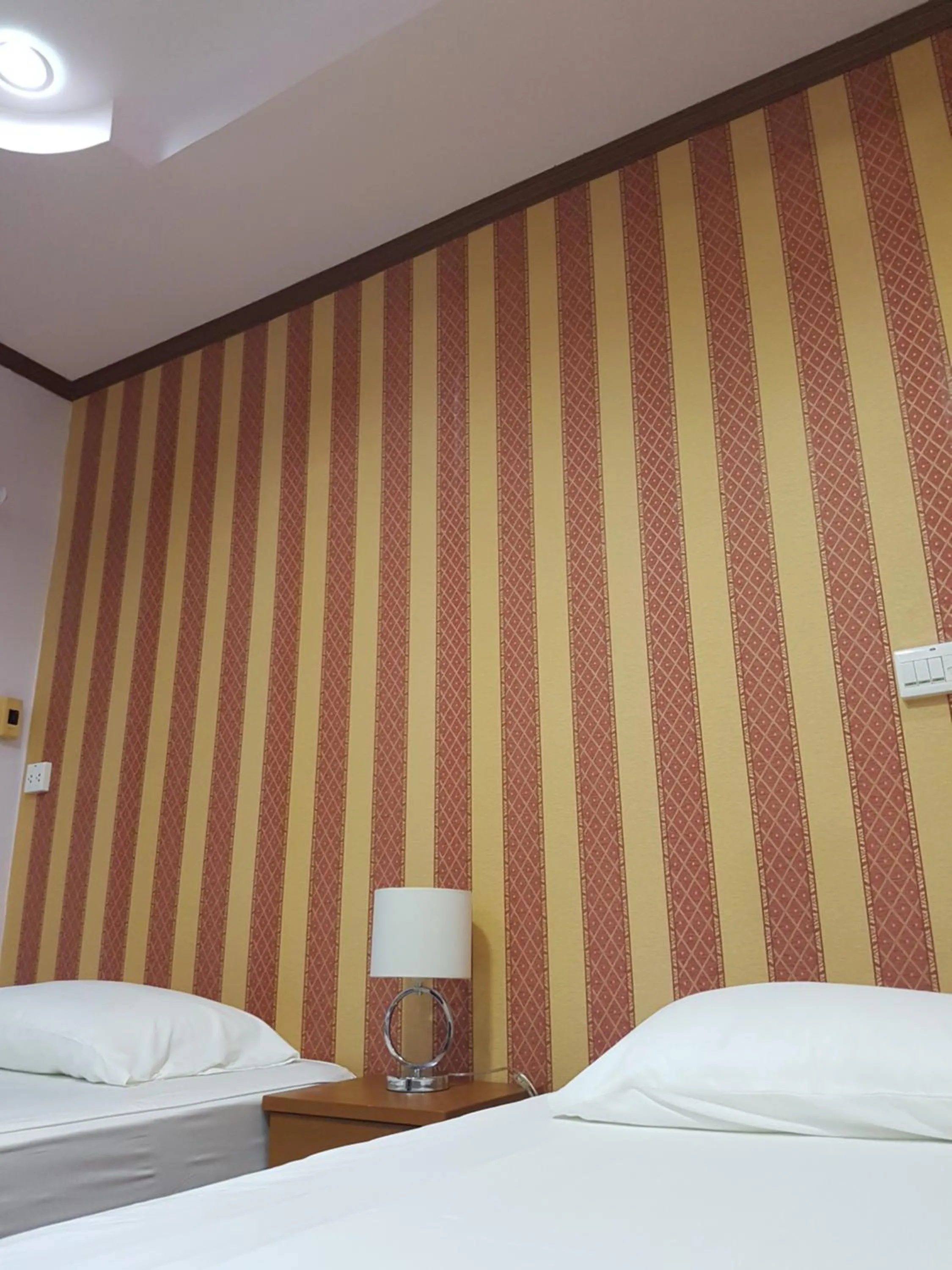 Property building, Bed in Garden Place